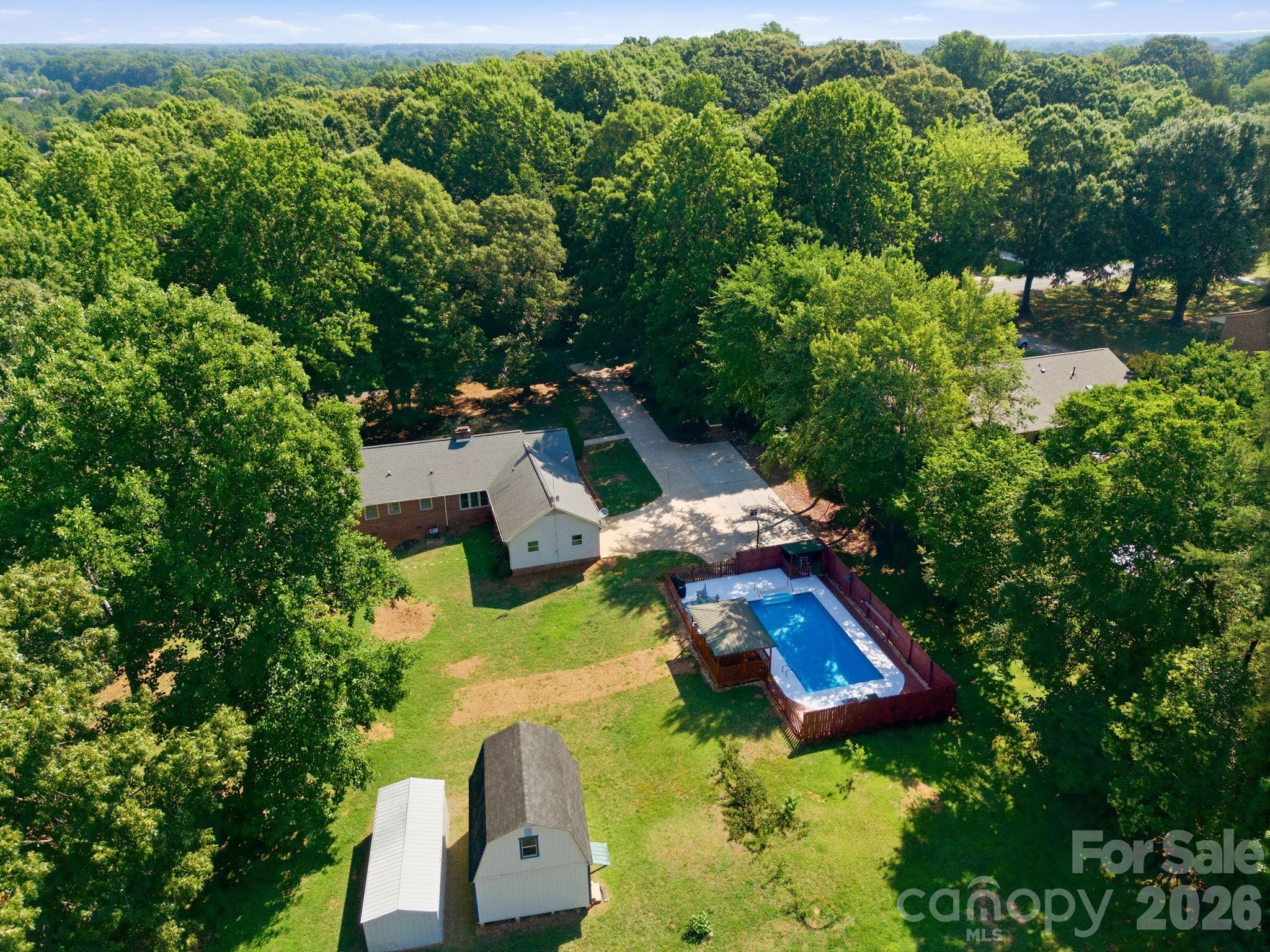 41 Old Farm Road — Salisbury