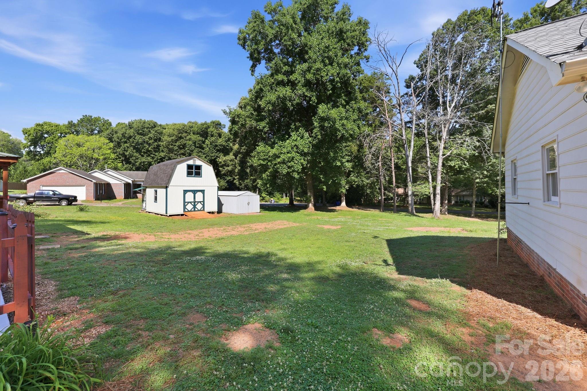 41 Old Farm Road — Salisbury