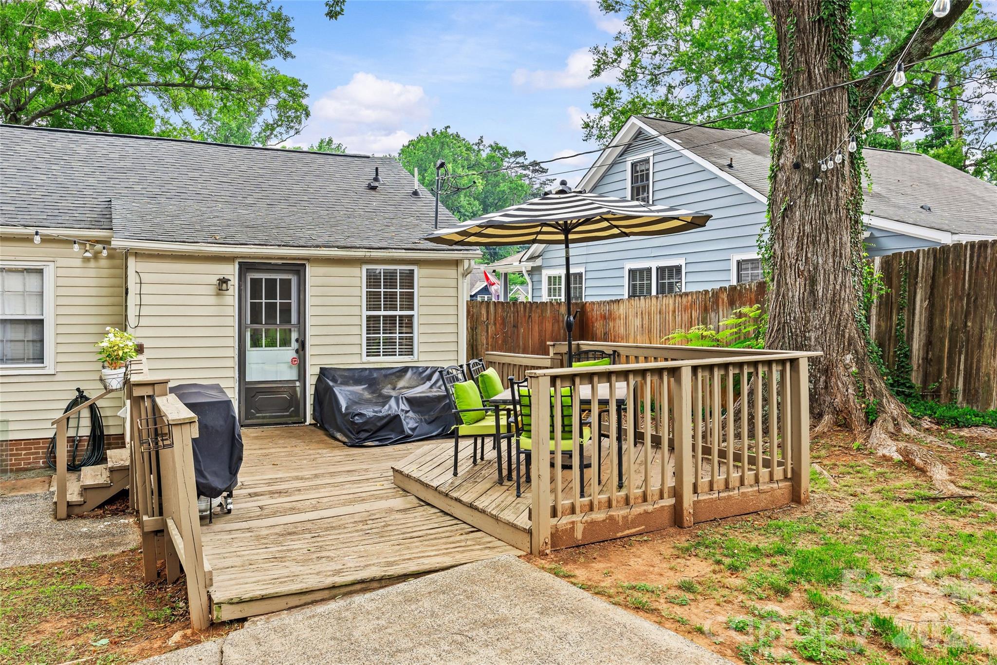 3225 Commonwealth Avenue — Charlotte