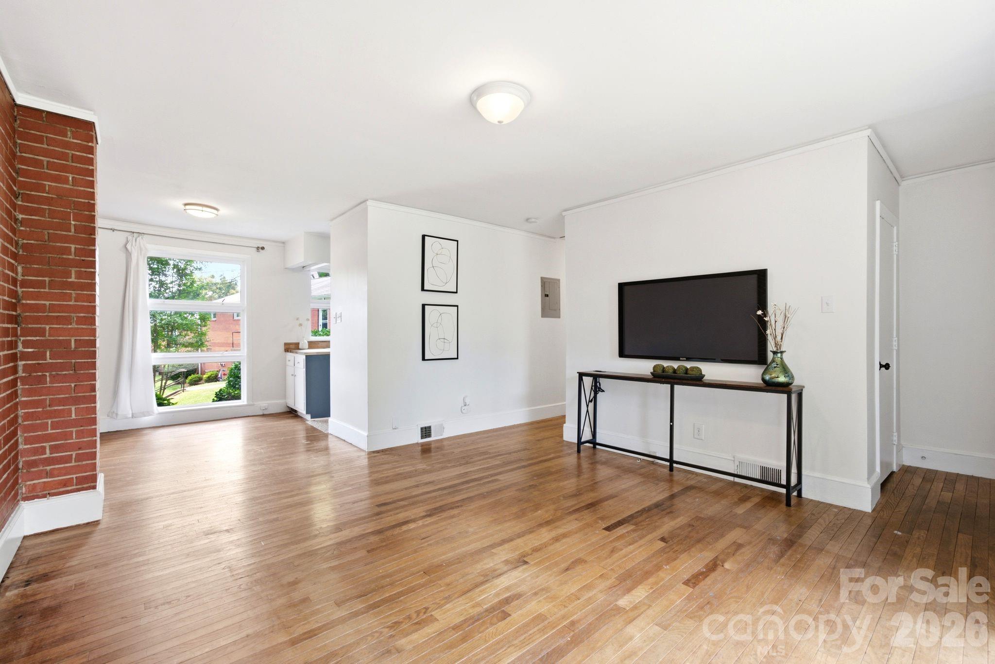 4227 Cheltenham Road — Charlotte