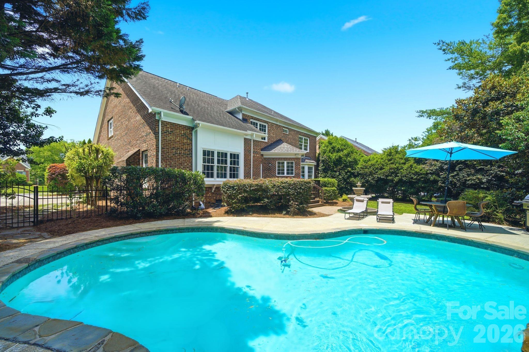 12319 Summer Breeze Court — Charlotte