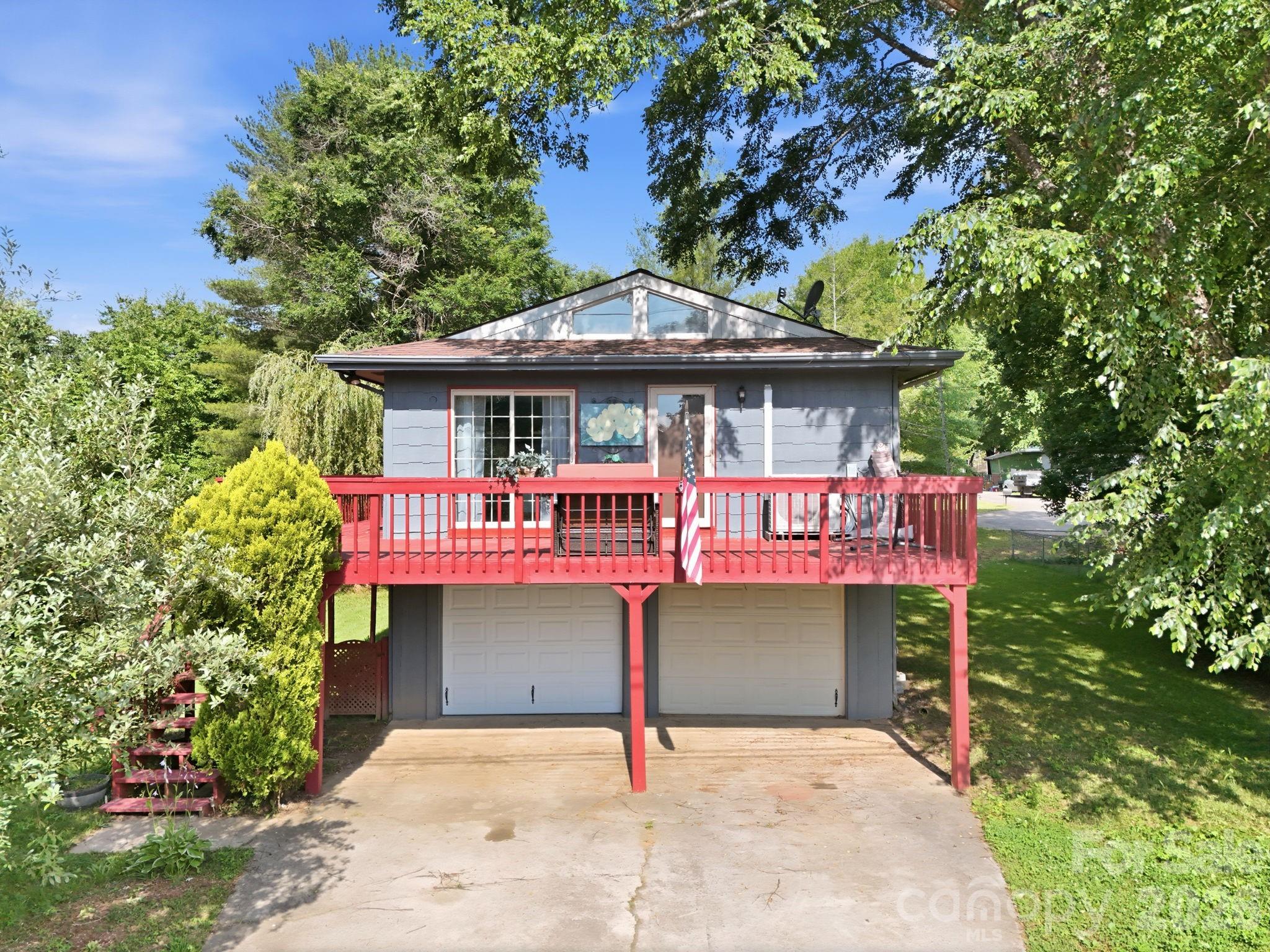 65 Spencer Street — Clyde