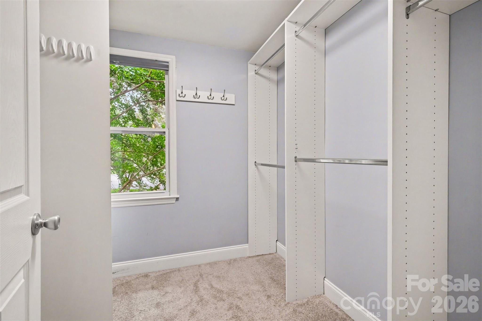 7111 Cedar Lake Court — Charlotte