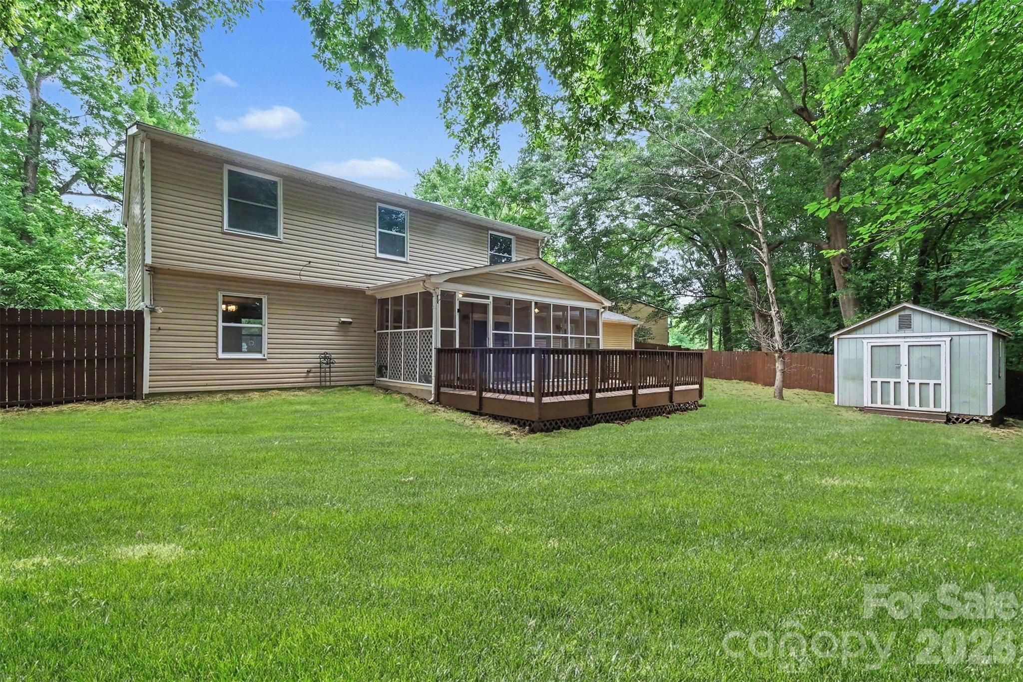7111 Cedar Lake Court — Charlotte