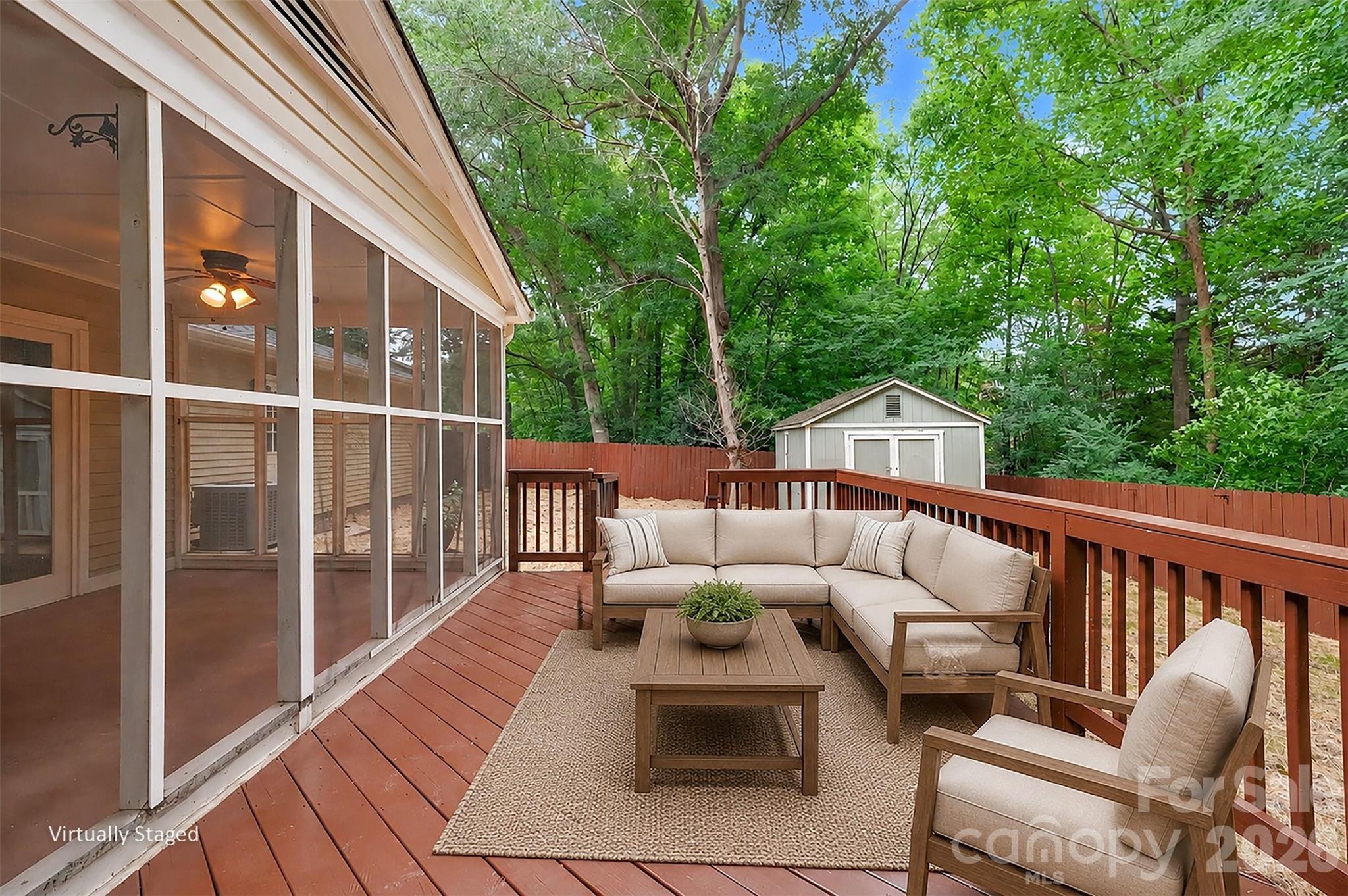 7111 Cedar Lake Court — Charlotte