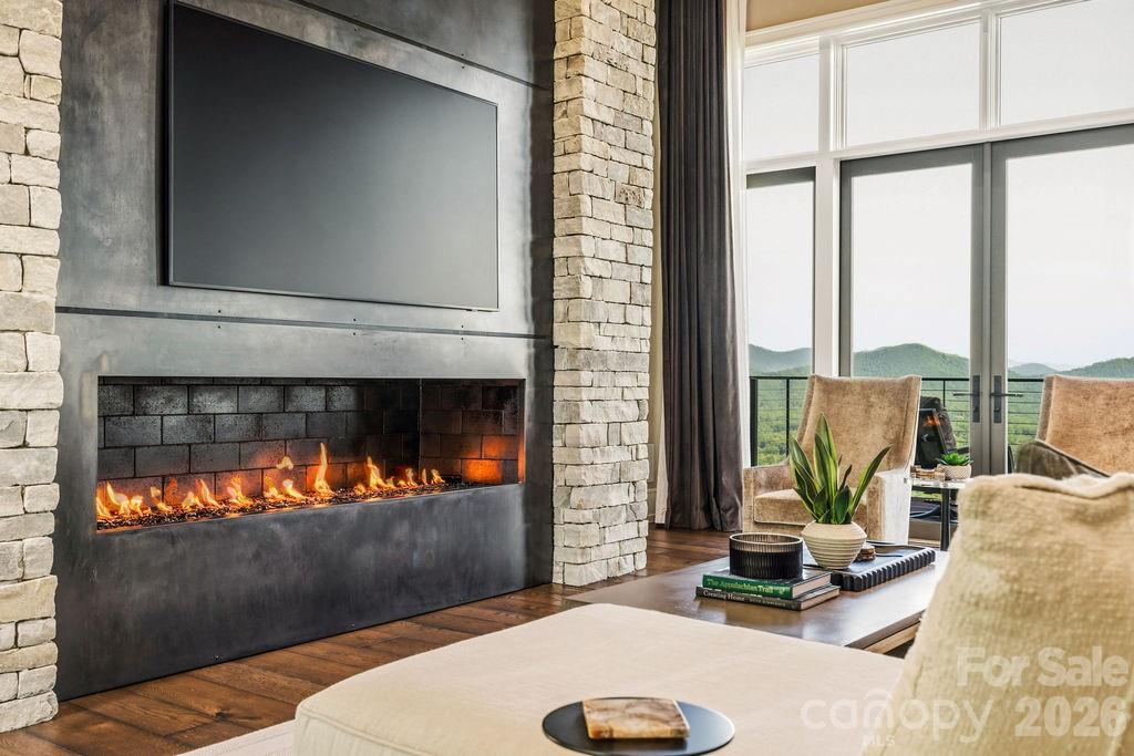 510 Cloud Top Way — Arden