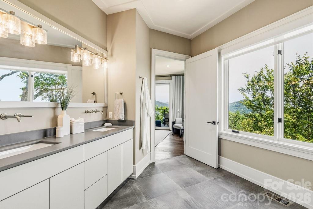 510 Cloud Top Way — Arden