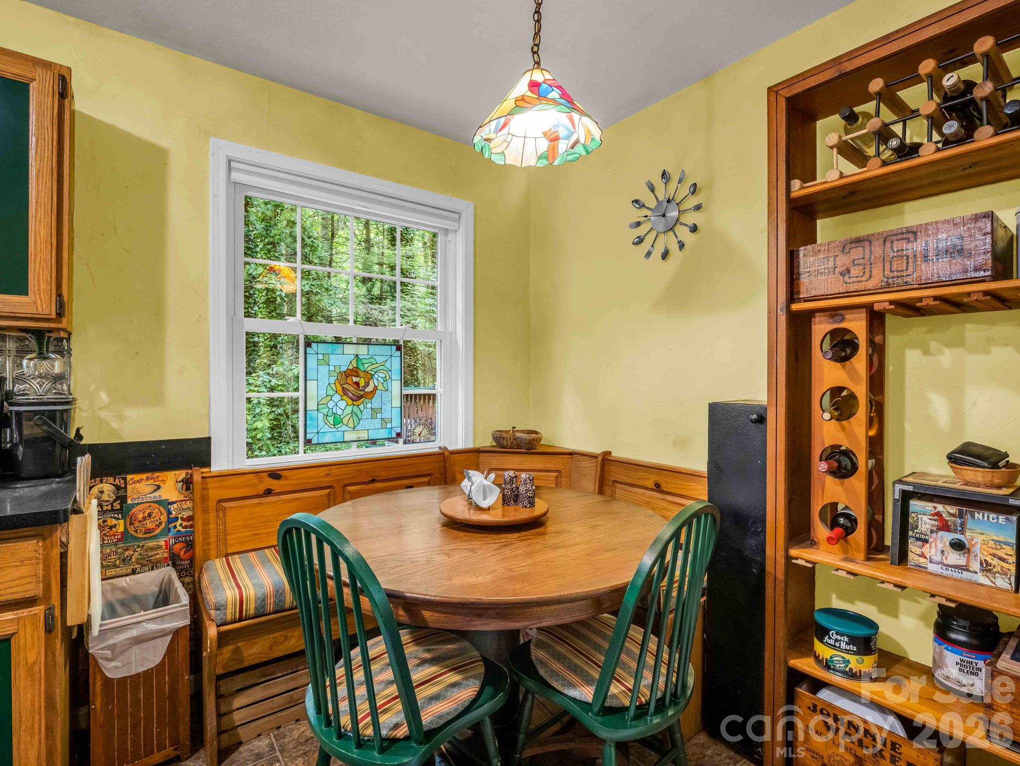 115 Cinnamon Way — Flat Rock