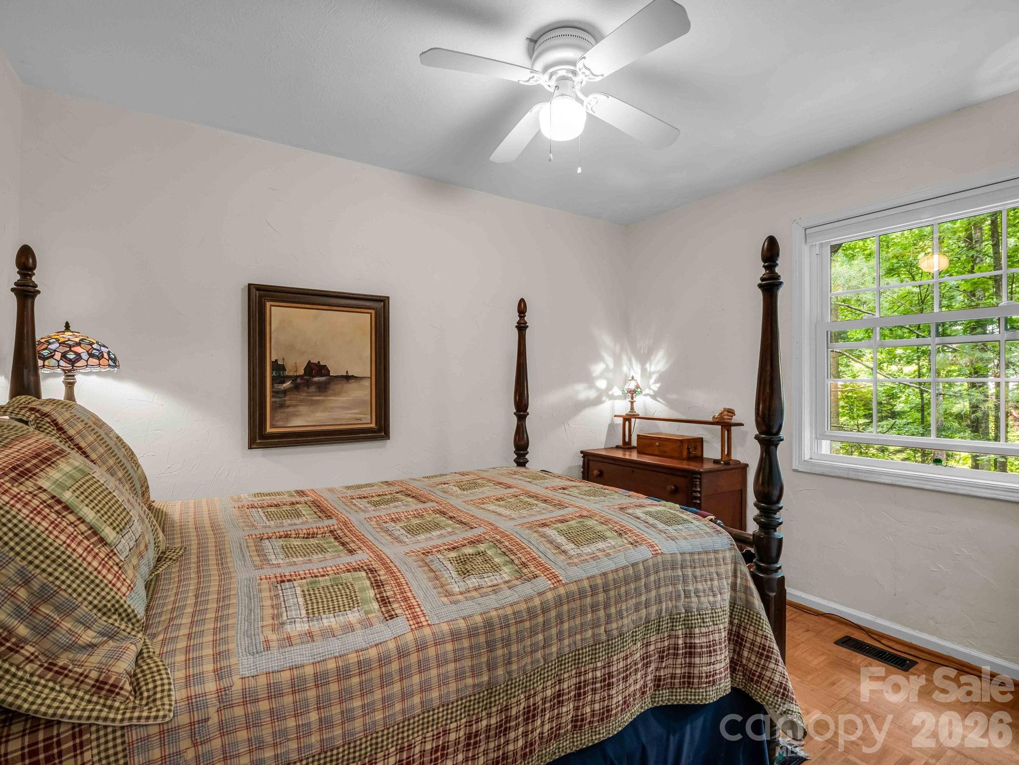 115 Cinnamon Way — Flat Rock
