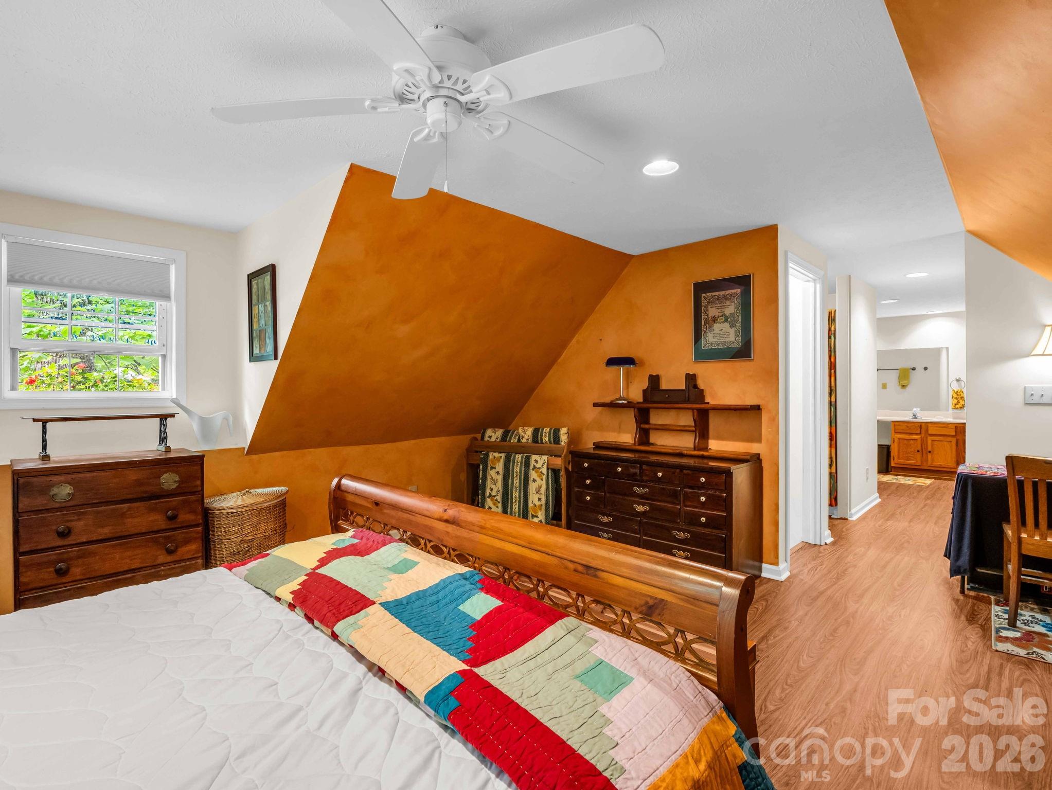 115 Cinnamon Way — Flat Rock