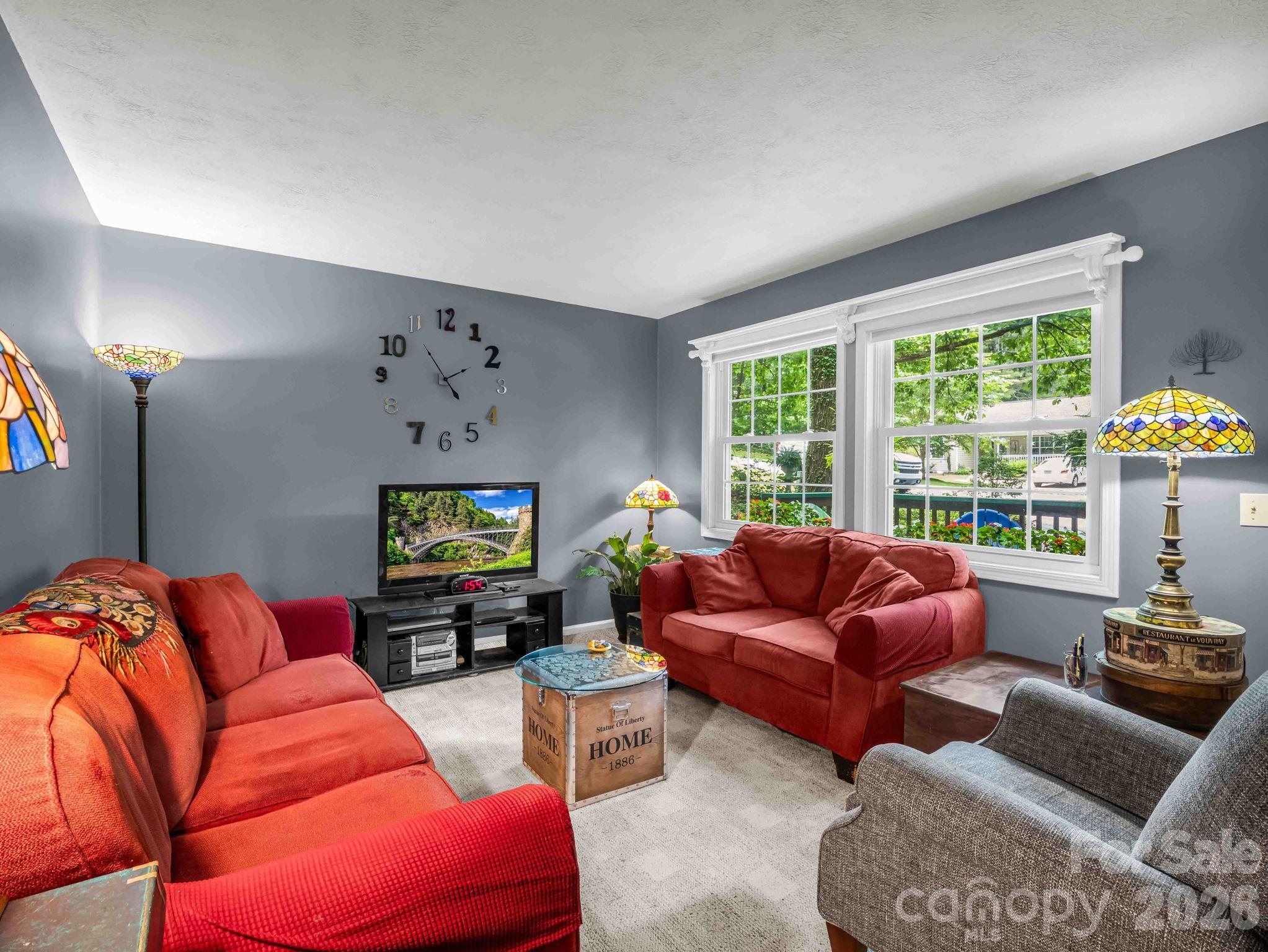 115 Cinnamon Way — Flat Rock