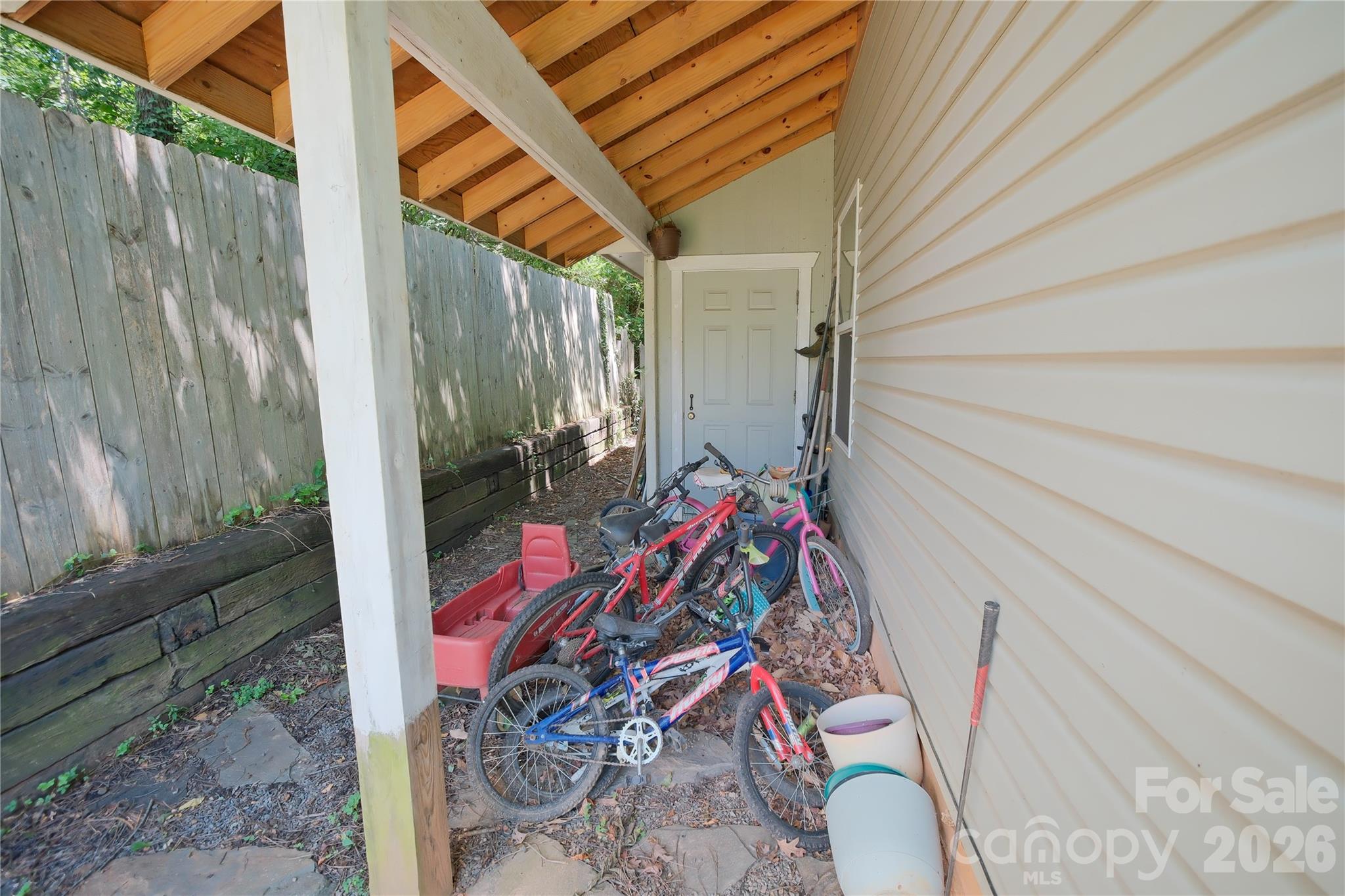 7 Dogwood Lane — Asheville