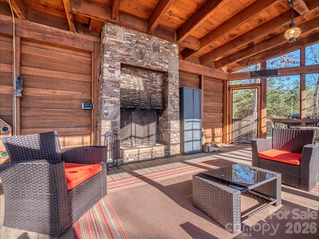 11261 Island View Lane — Lancaster