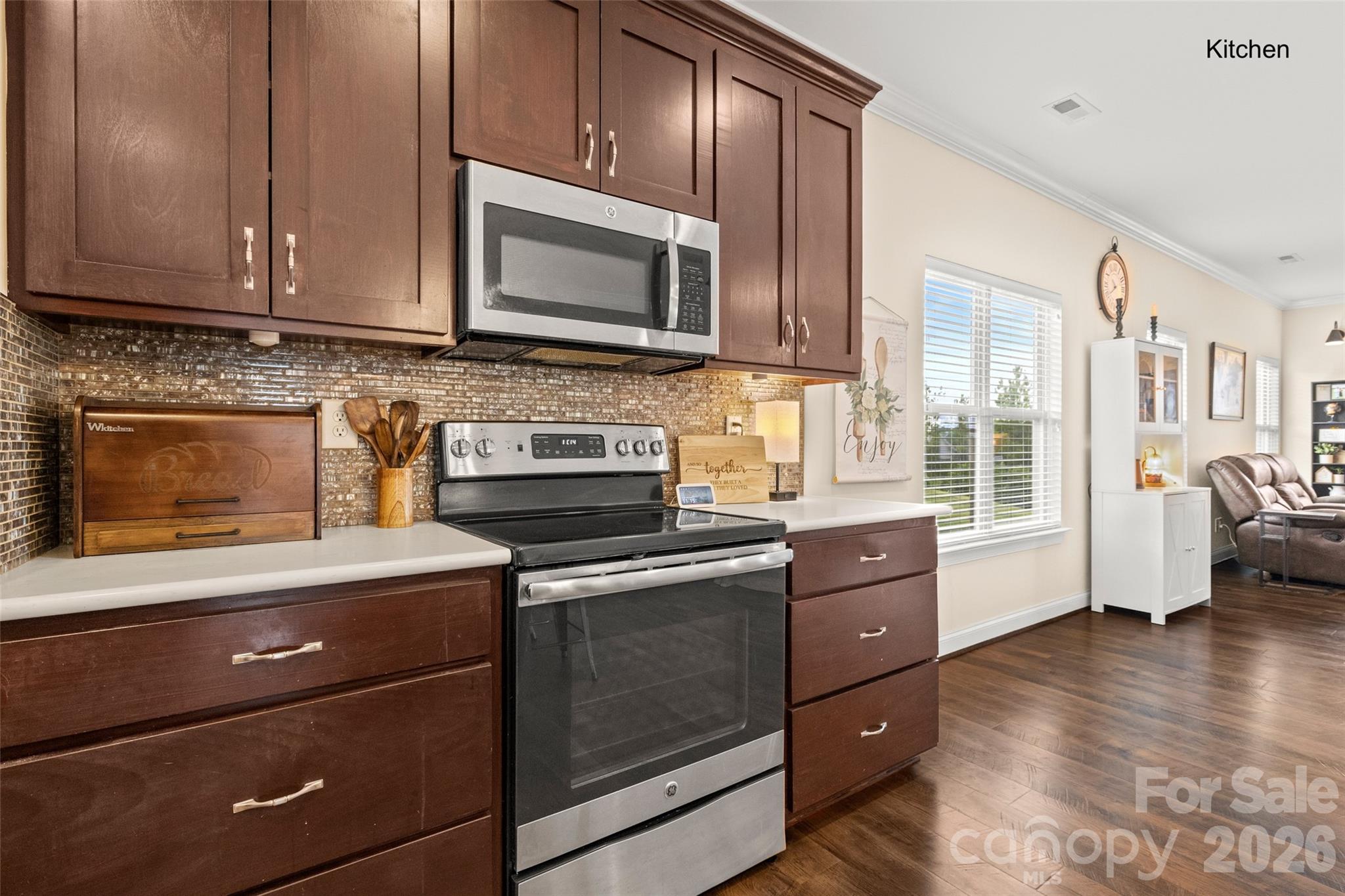 11261 Island View Lane — Lancaster