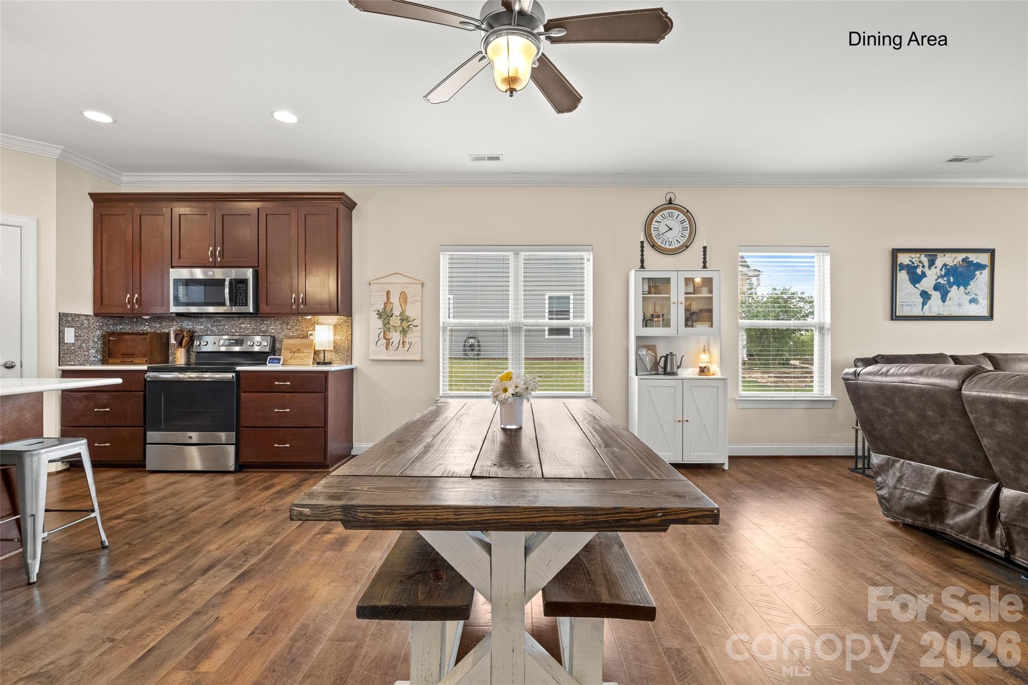 11261 Island View Lane — Lancaster
