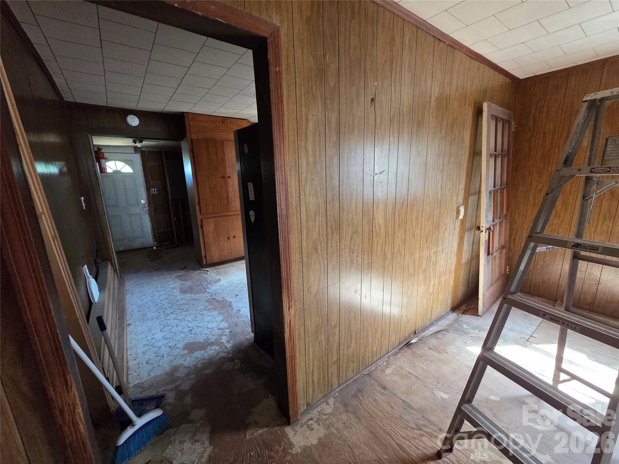 10 Wilson Avenue — Great Falls