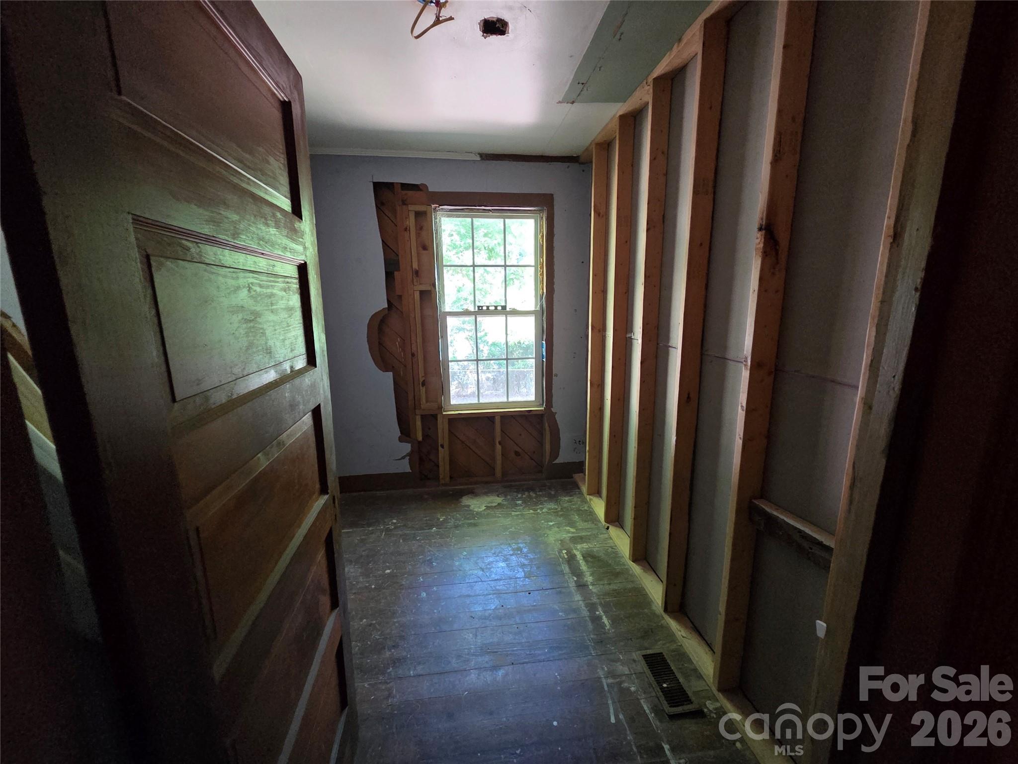 10 Wilson Avenue — Great Falls