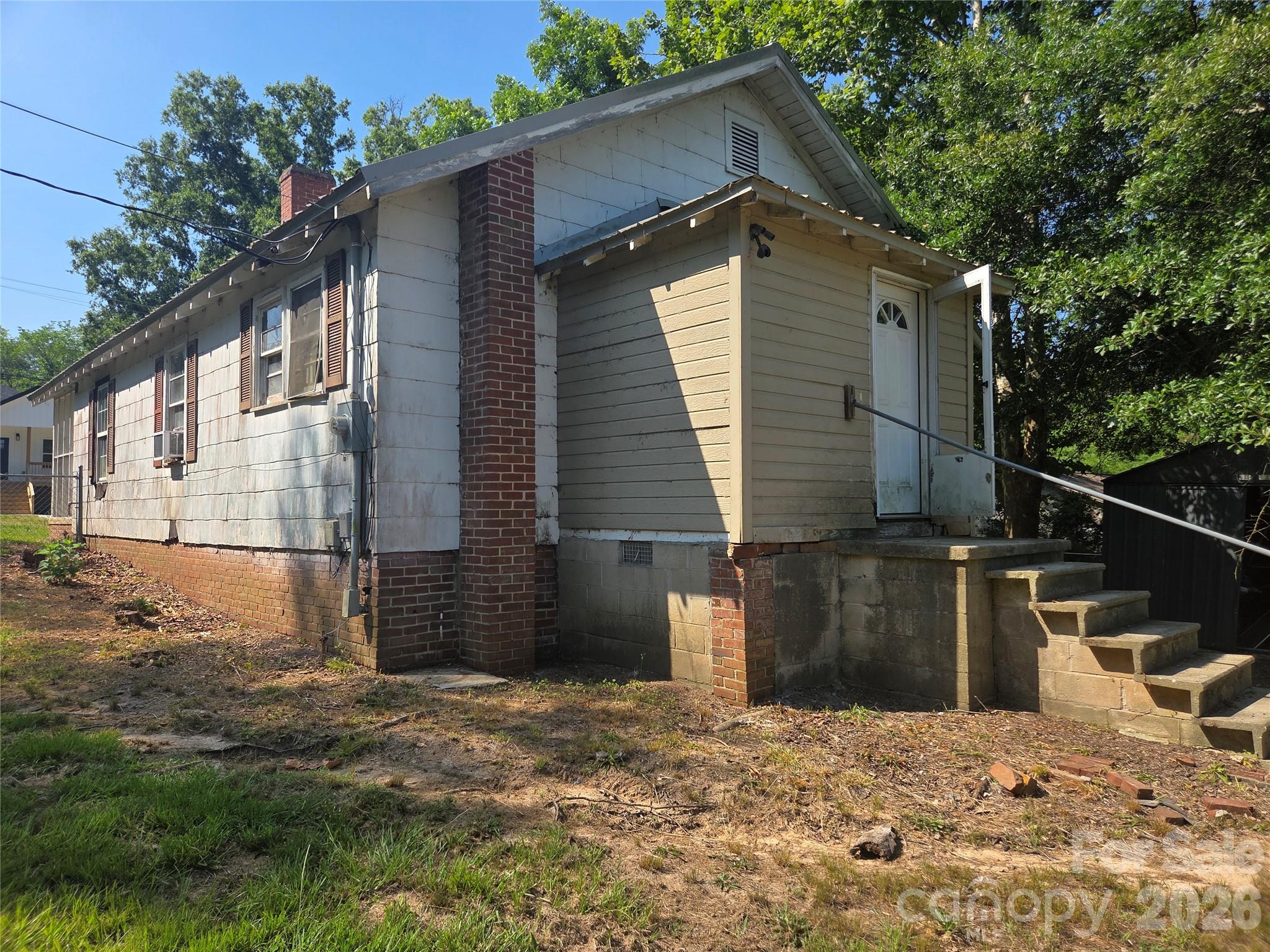 10 Wilson Avenue — Great Falls