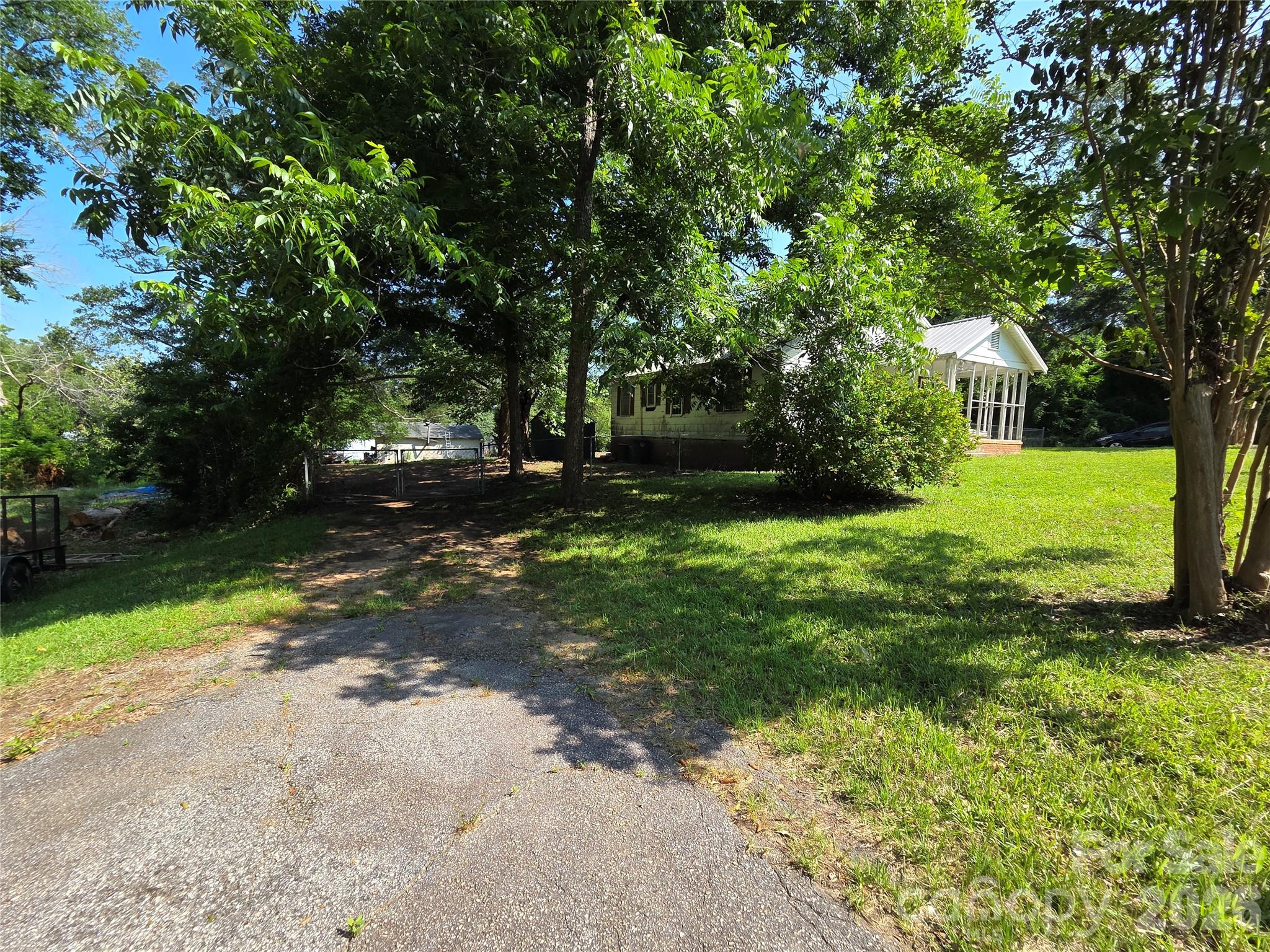 10 Wilson Avenue — Great Falls