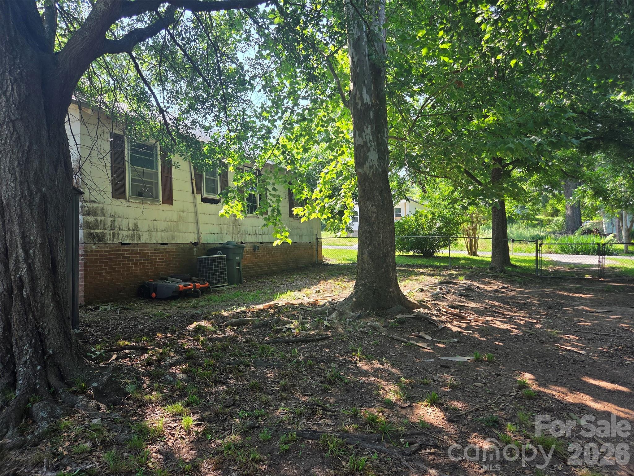10 Wilson Avenue — Great Falls