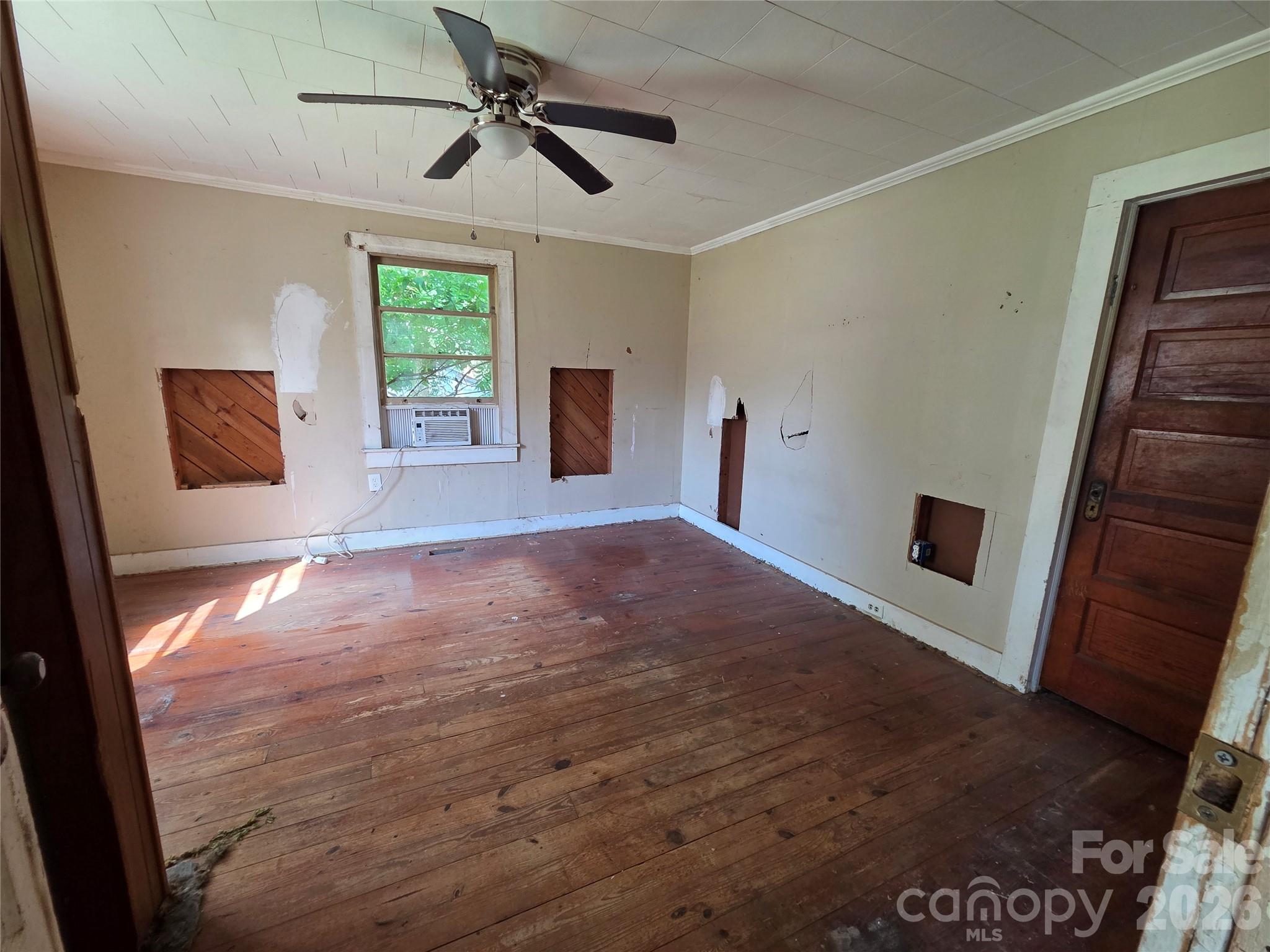 10 Wilson Avenue — Great Falls