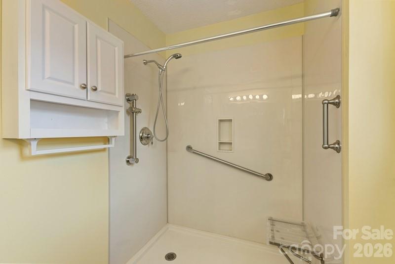 105 Spurgen Drive — Kings Mountain