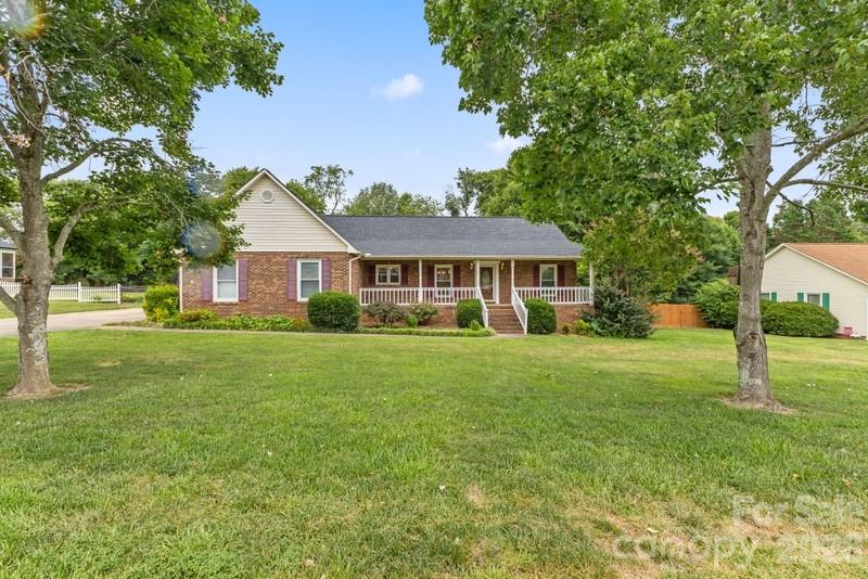 105 Spurgen Drive — Kings Mountain