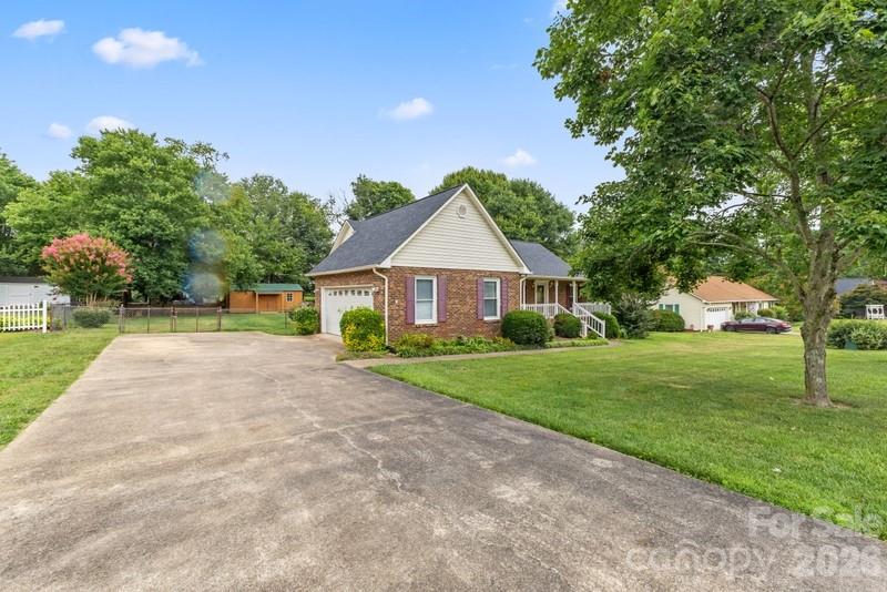 105 Spurgen Drive — Kings Mountain