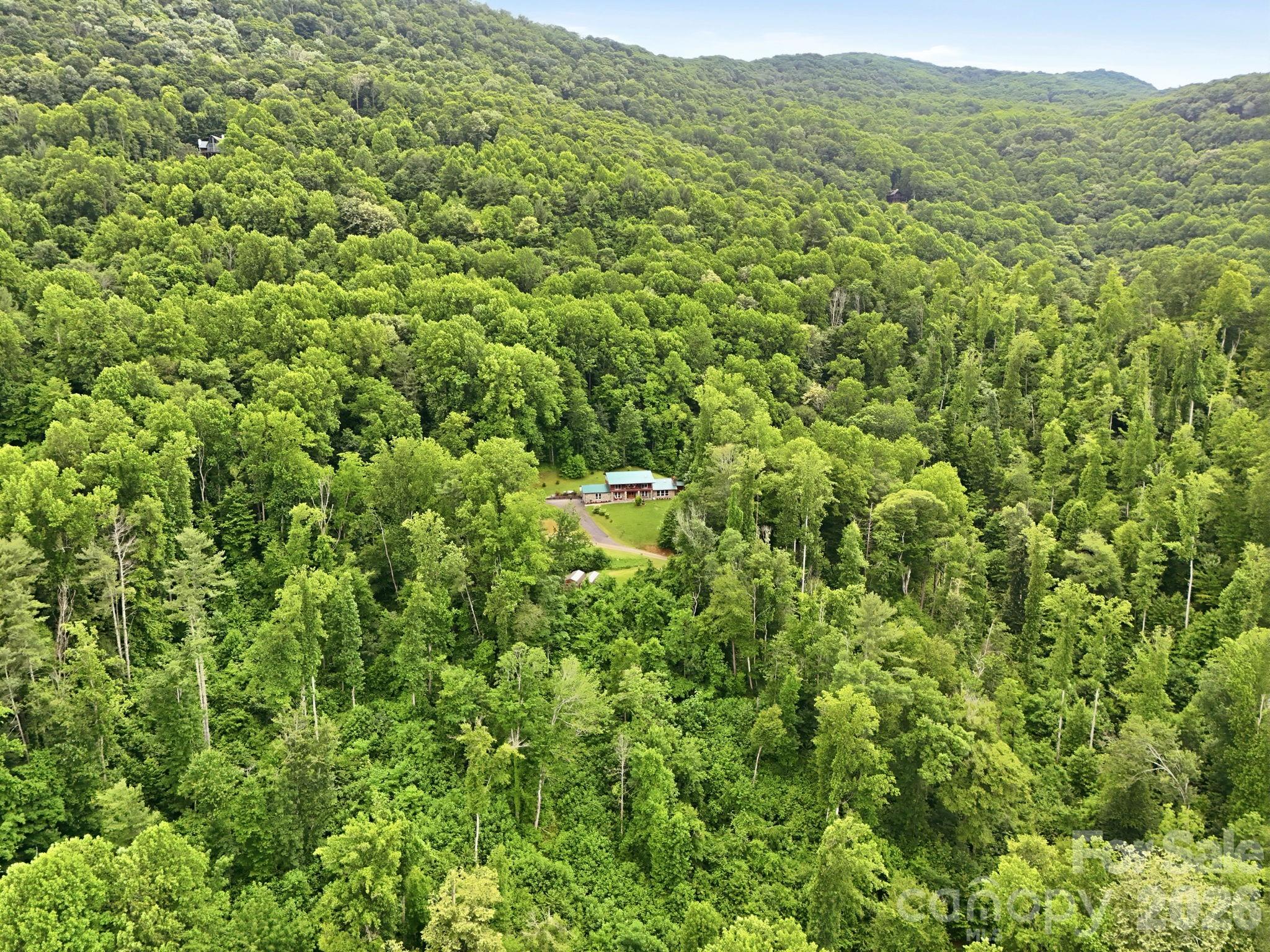 570 Rugged Top Road — Waynesville