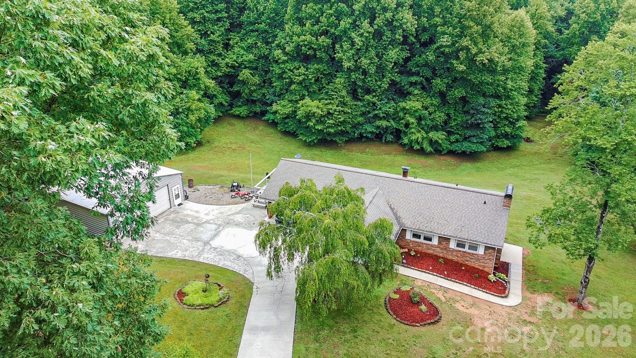 303 Alexander Drive — North Wilkesboro