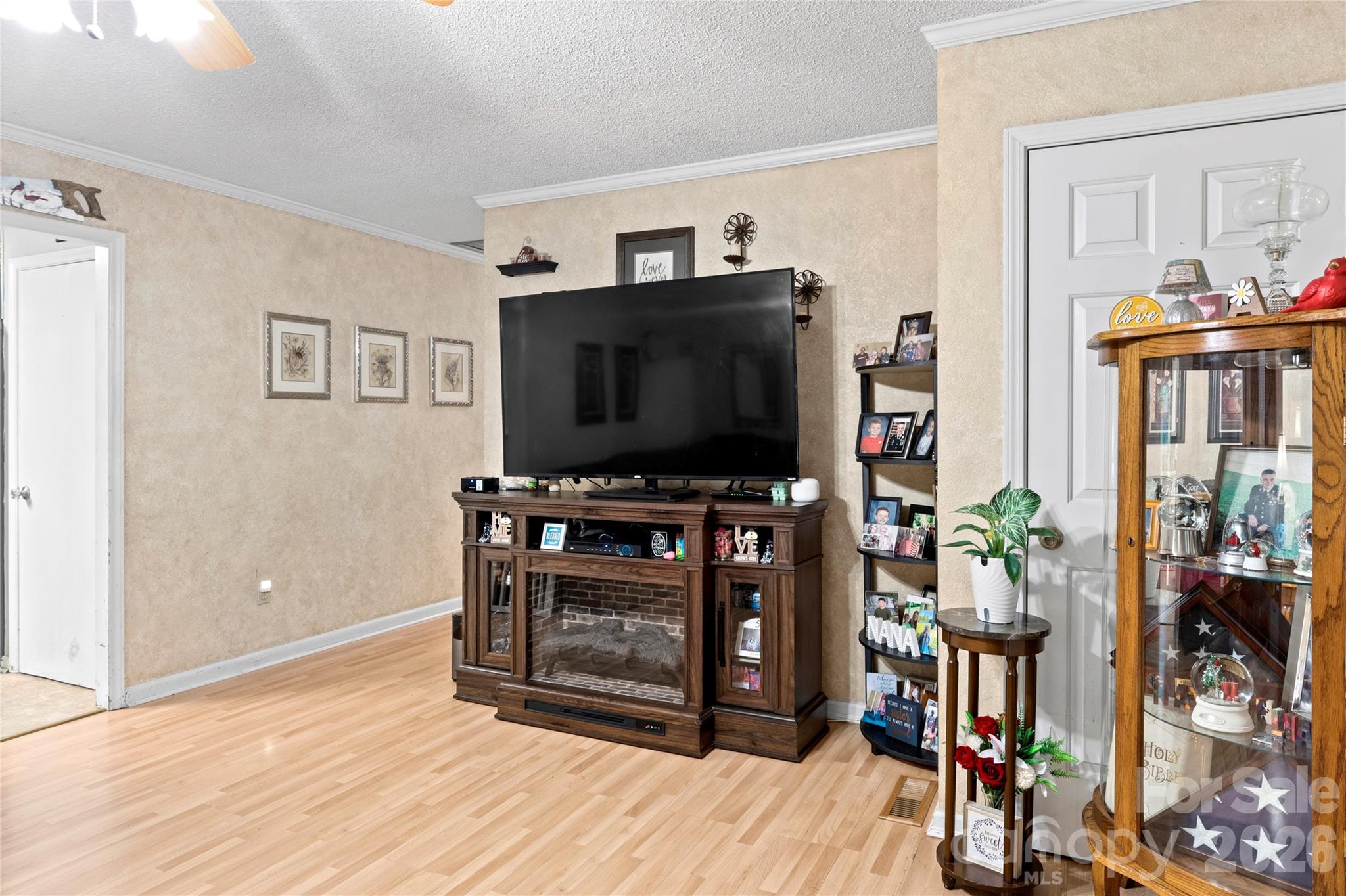 303 Alexander Drive — North Wilkesboro