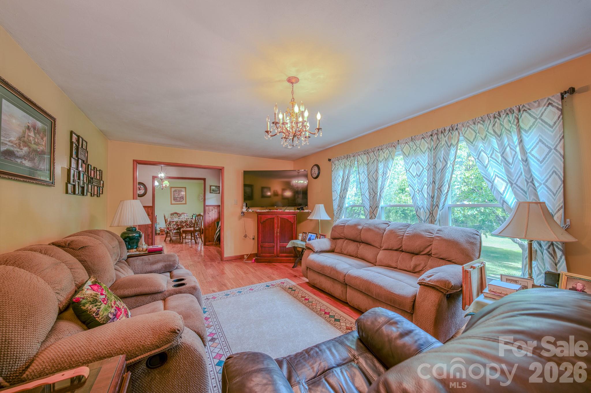 287 Robertson Drive — Old Fort