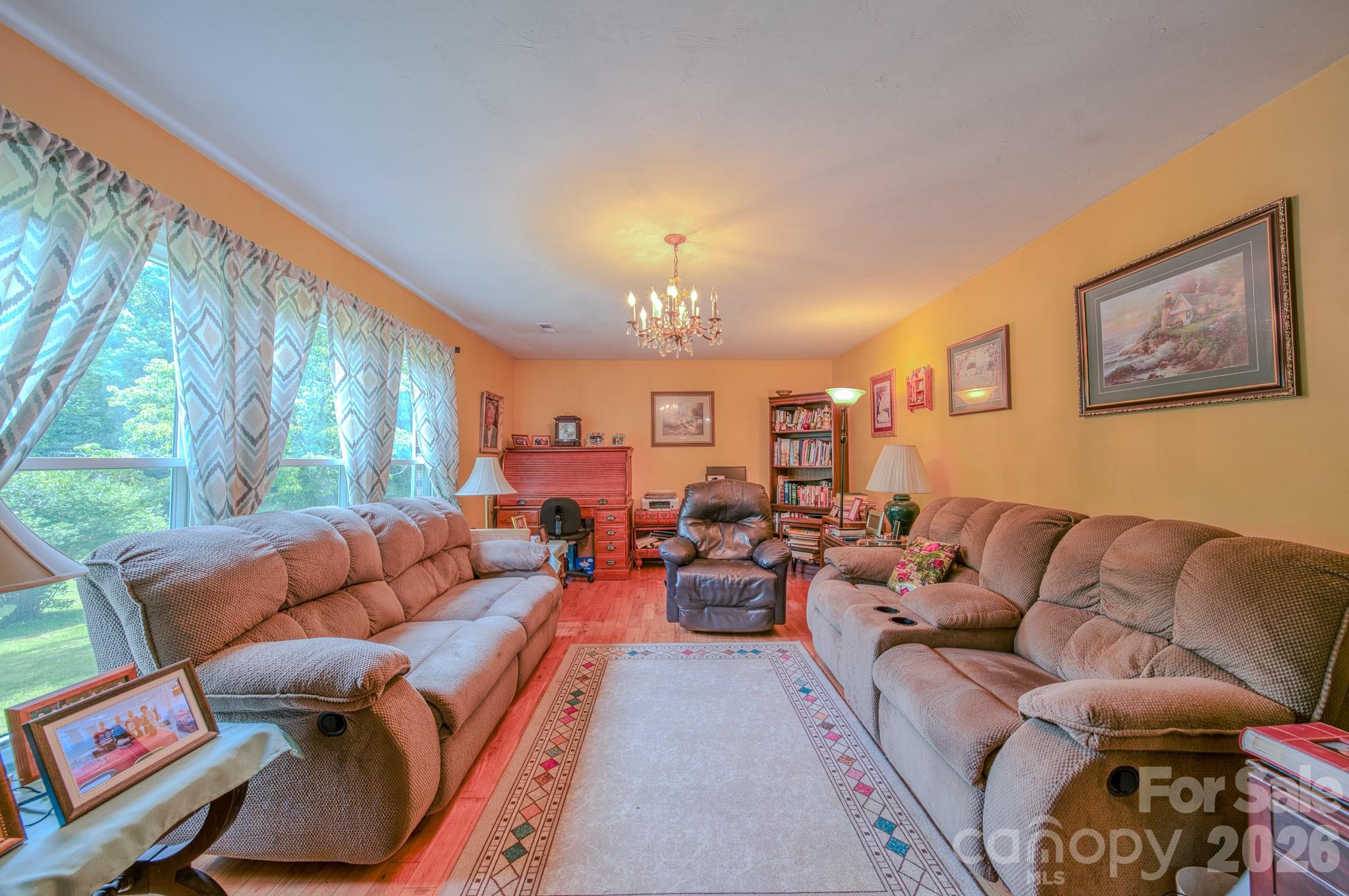 287 Robertson Drive — Old Fort