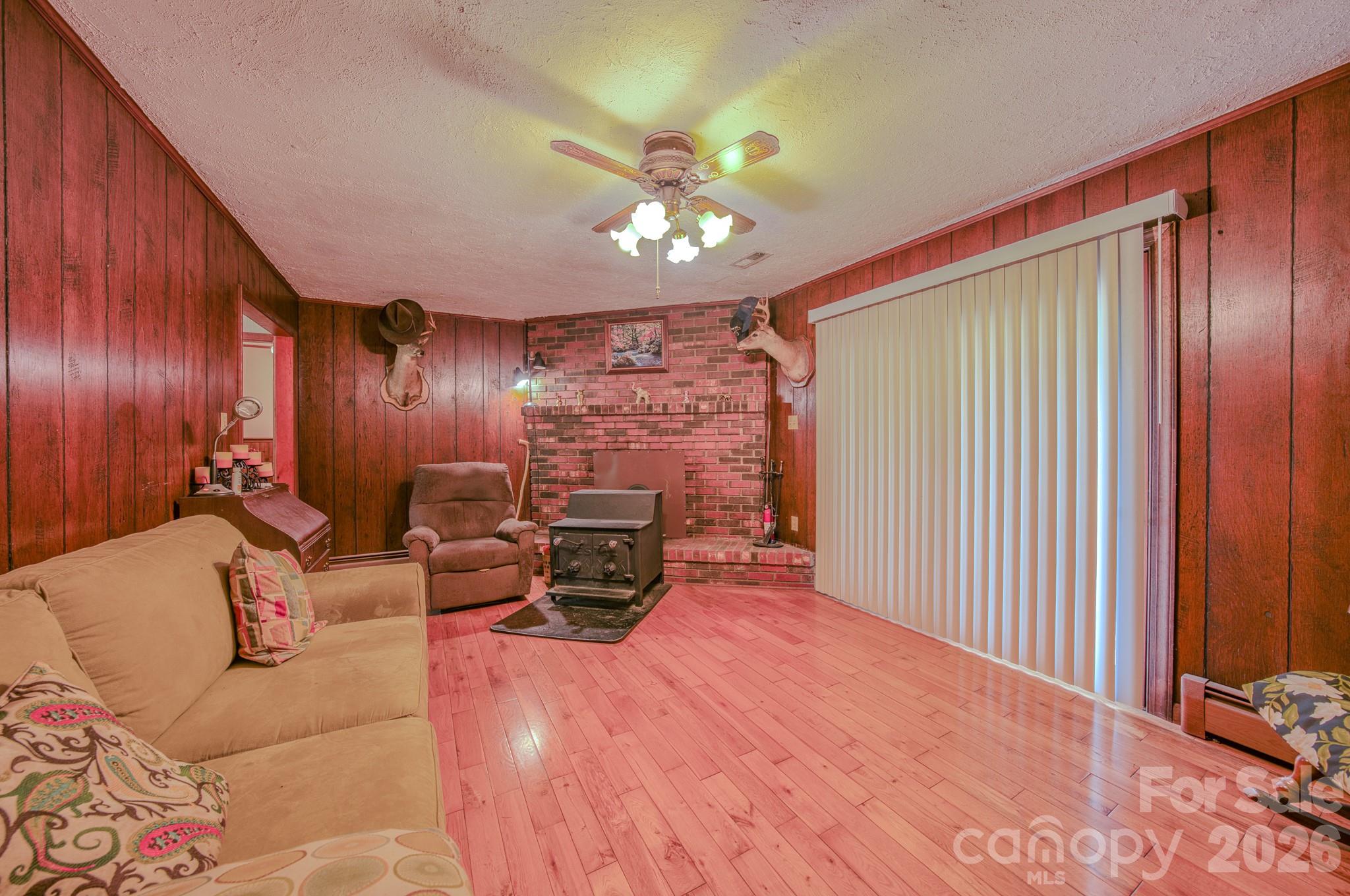 287 Robertson Drive — Old Fort