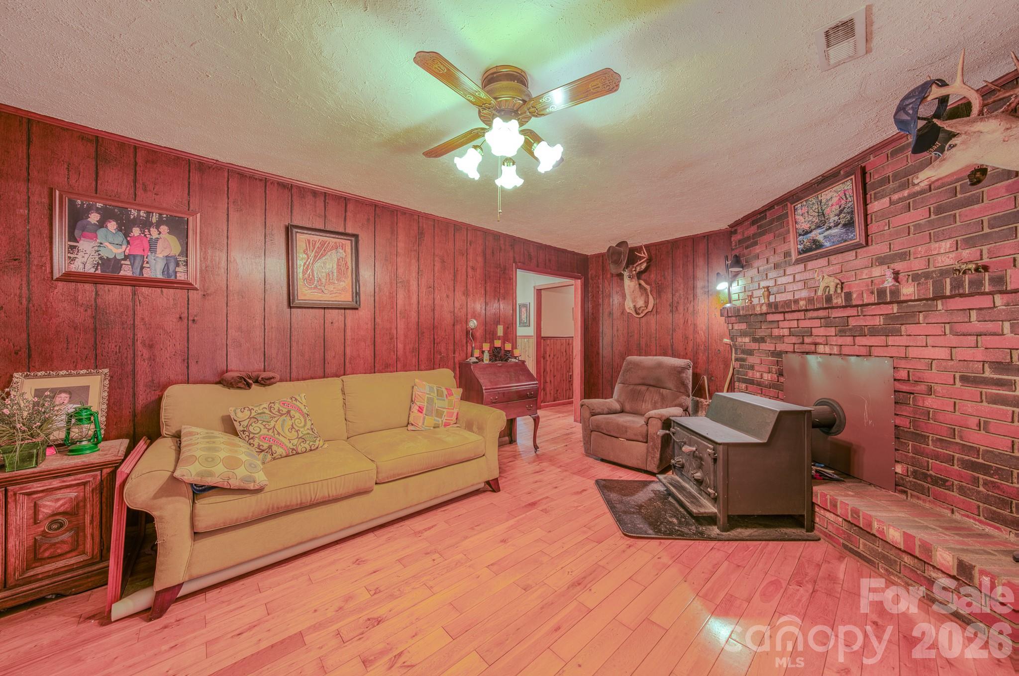 287 Robertson Drive — Old Fort