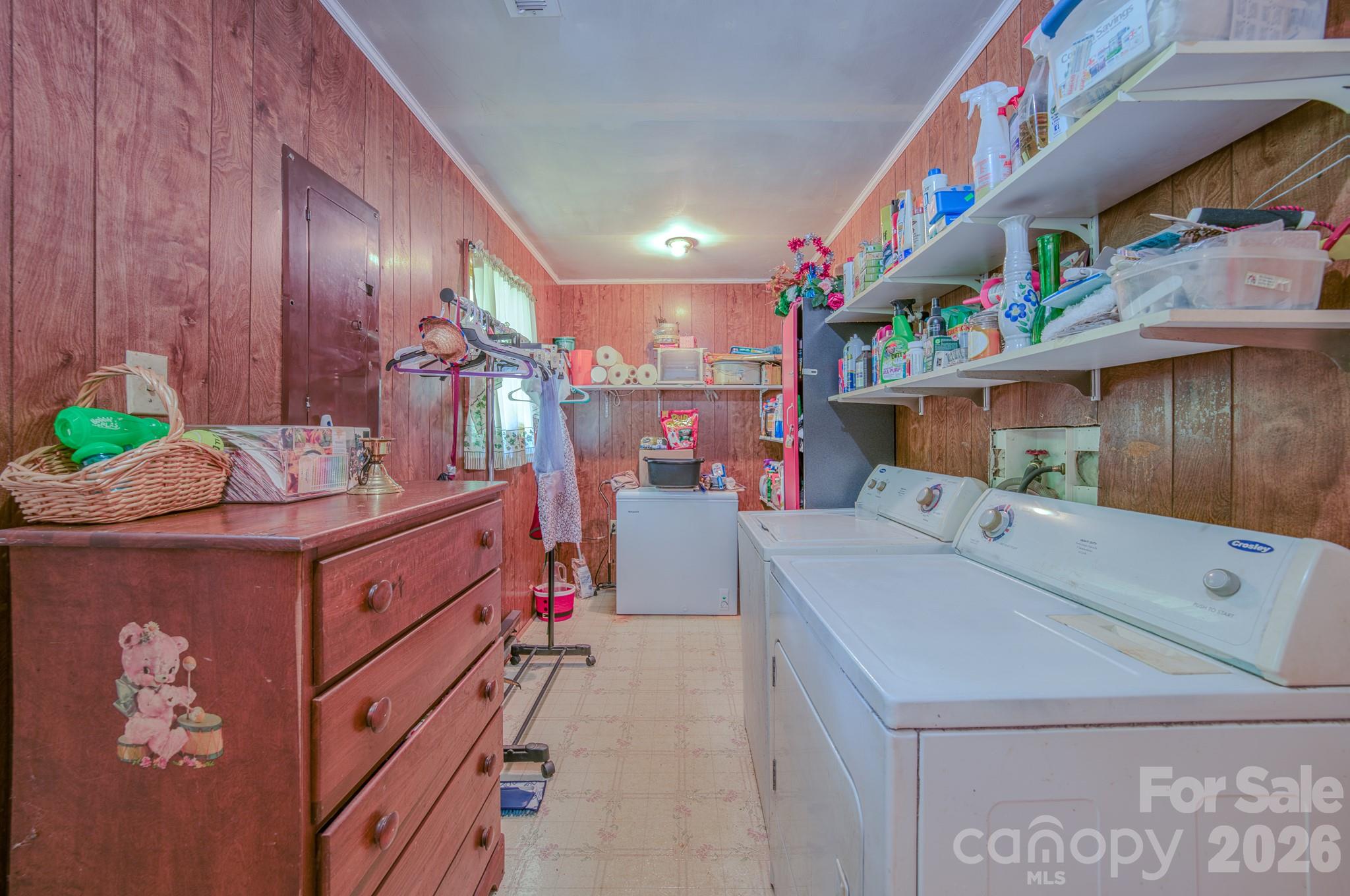 287 Robertson Drive — Old Fort