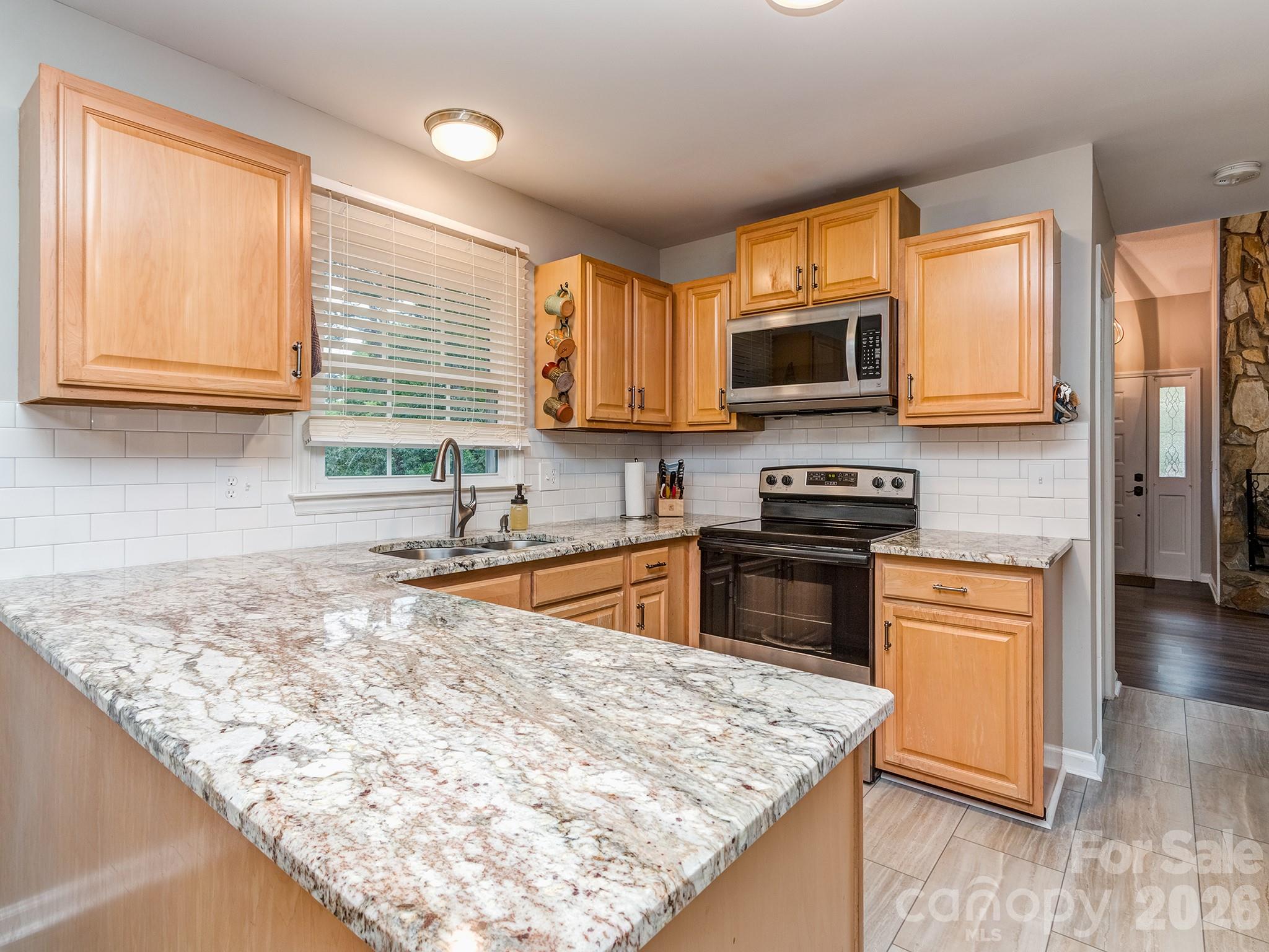 27043 Tidal Way — Fort Mill
