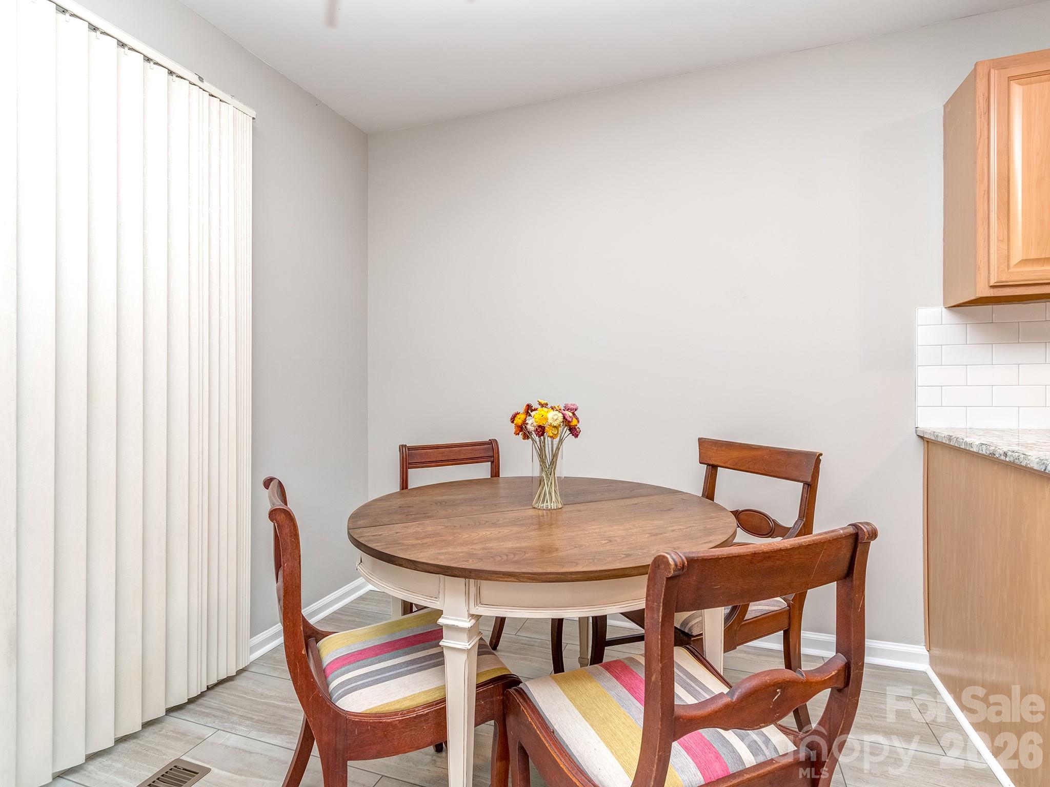 27043 Tidal Way — Fort Mill