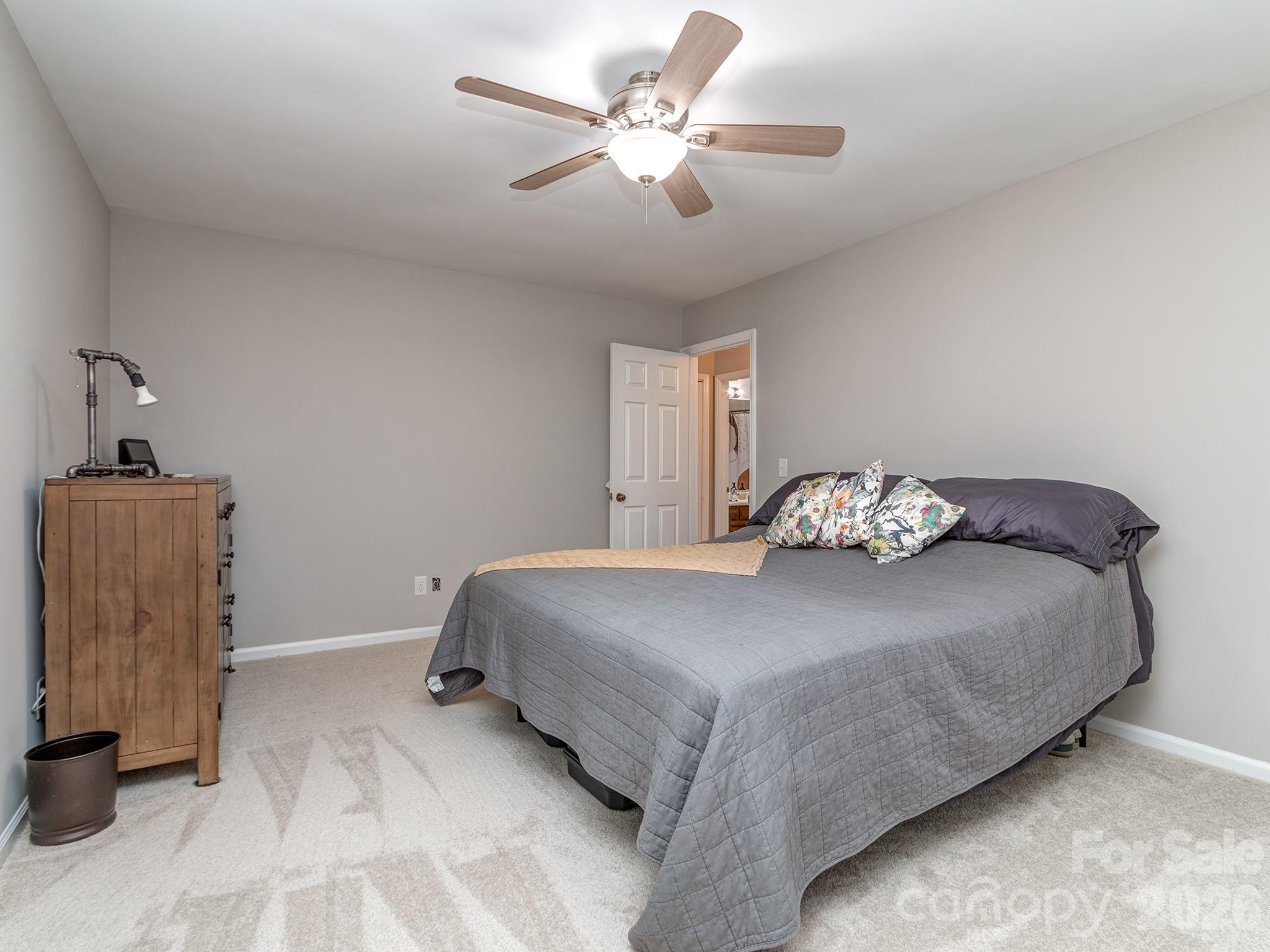27043 Tidal Way — Fort Mill