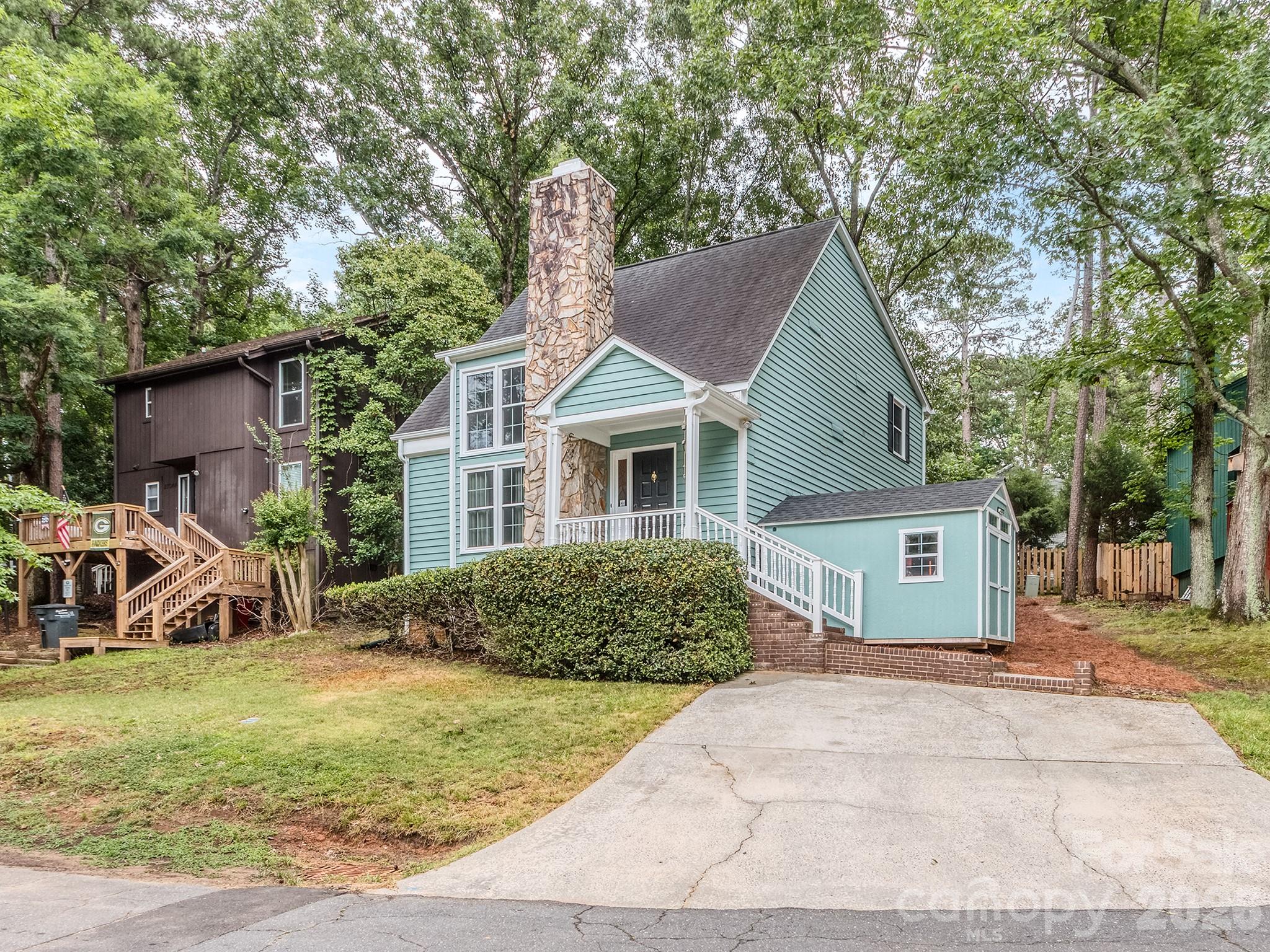 27043 Tidal Way — Fort Mill