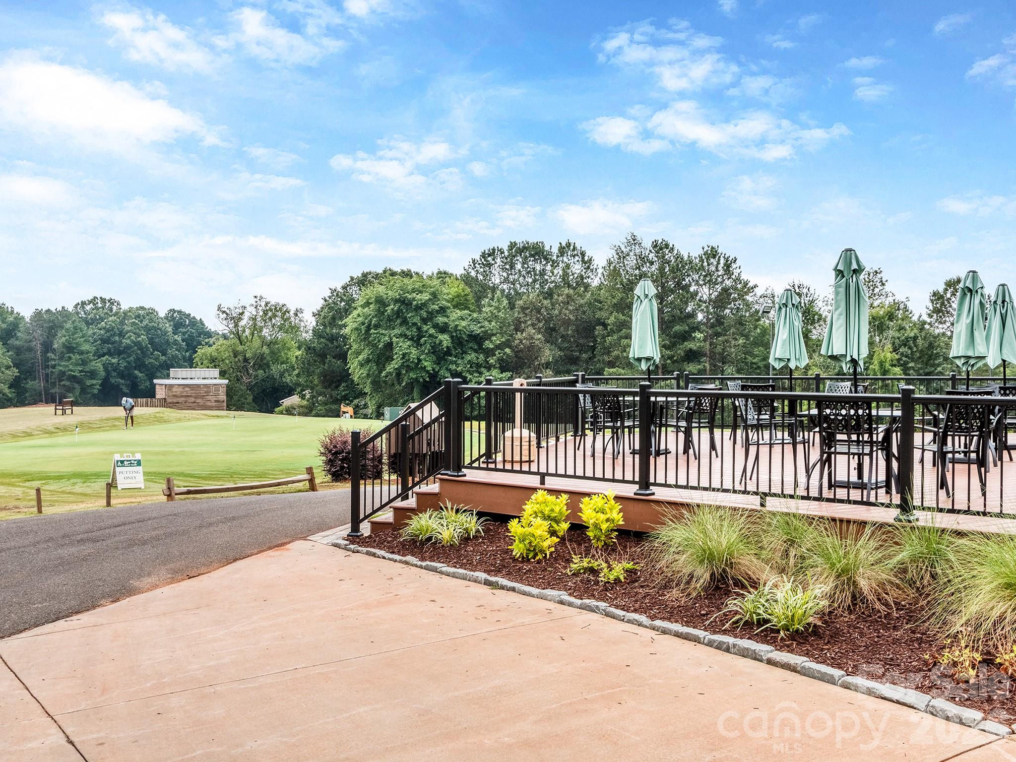 27043 Tidal Way — Fort Mill