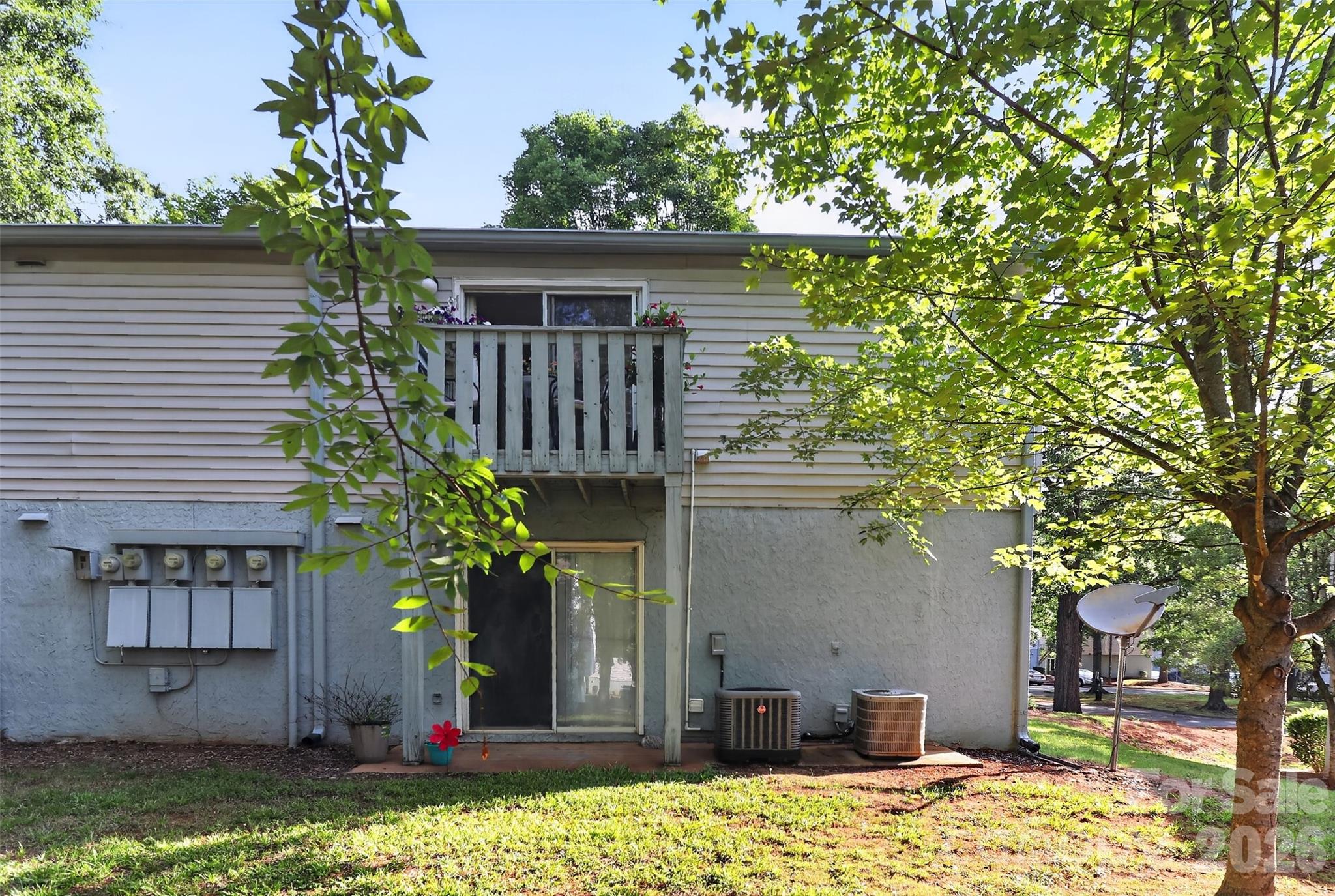 1906 Meadowlark Lane #15 — Charlotte
