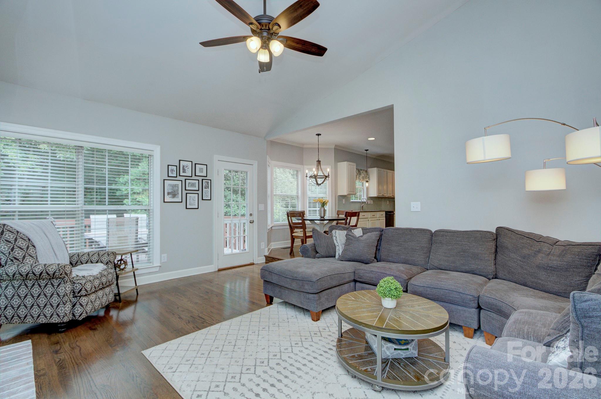 6113 Oxwynn Lane — Charlotte