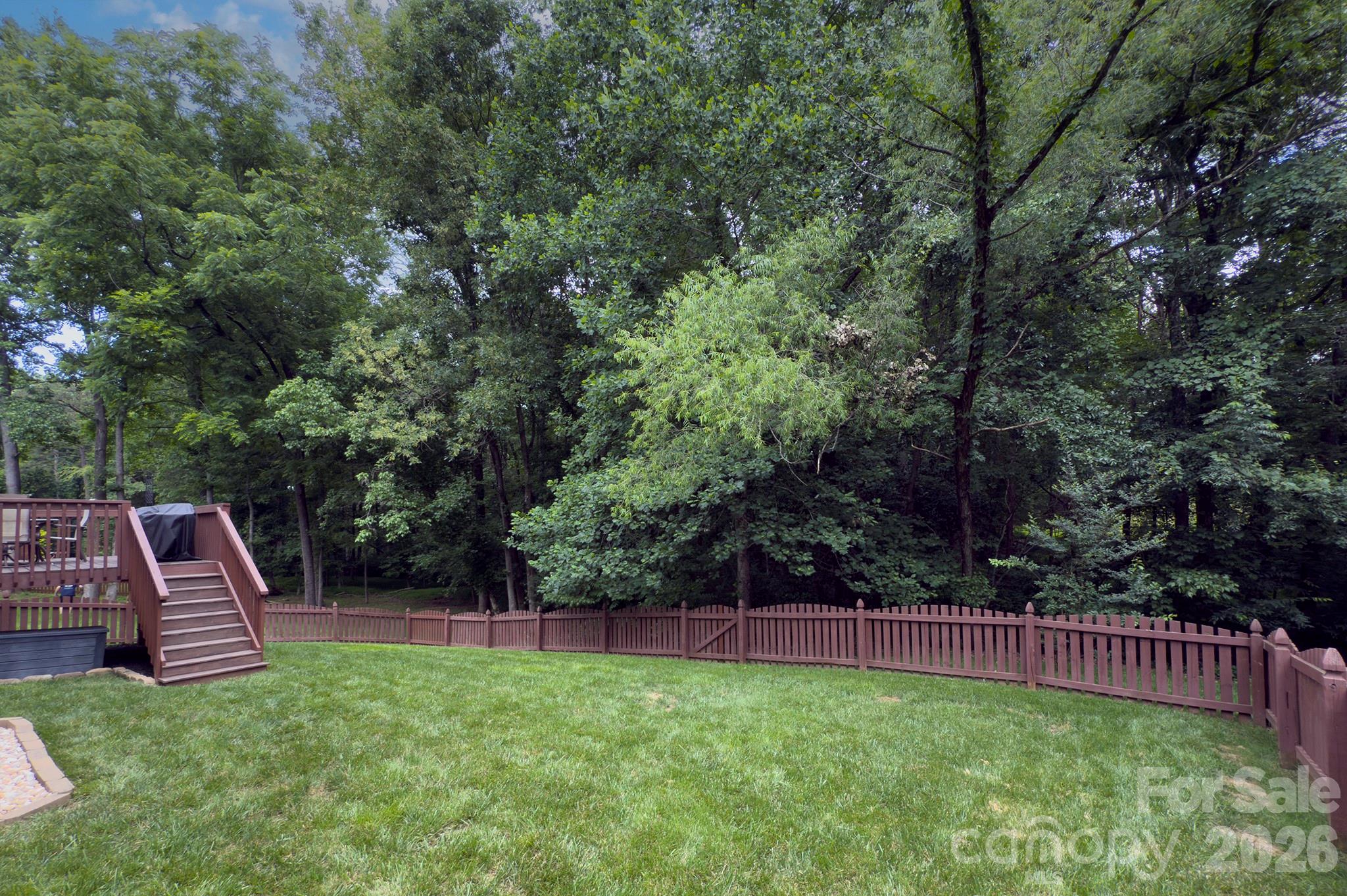 6113 Oxwynn Lane — Charlotte