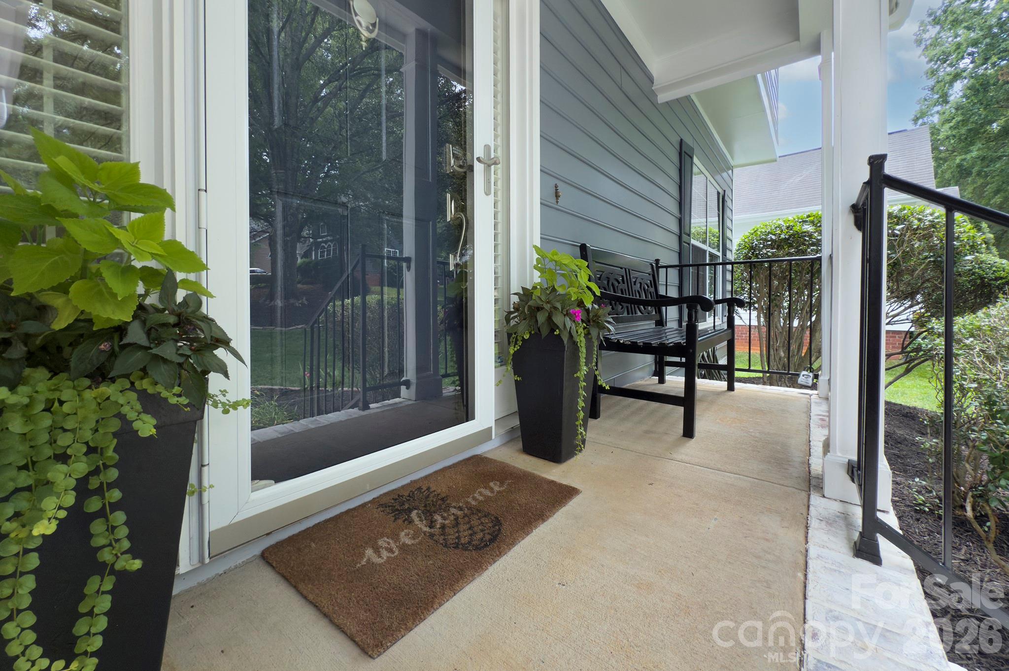 6113 Oxwynn Lane — Charlotte