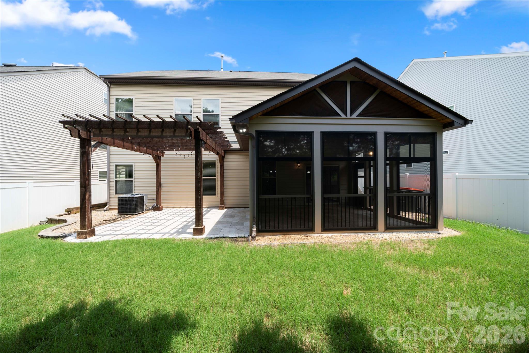 523 Danson Drive — Fort Mill