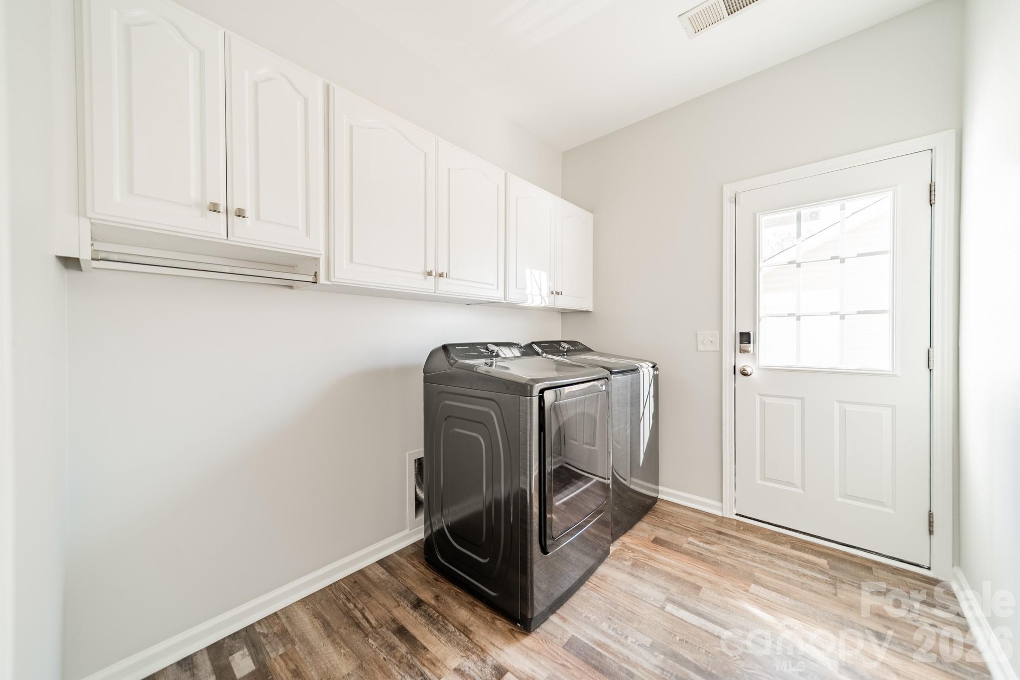 18426 W Catawba Avenue — Cornelius