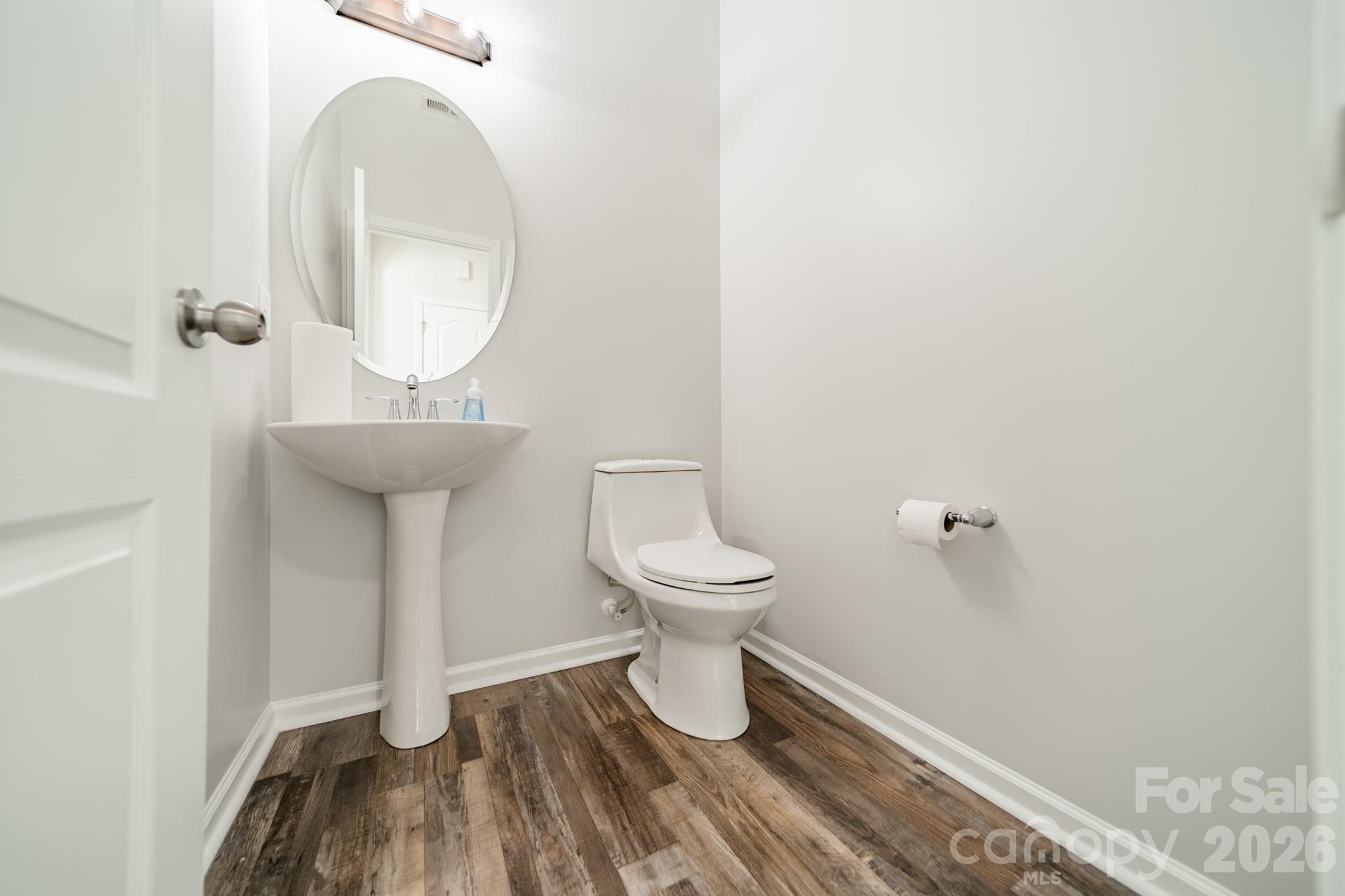 18426 W Catawba Avenue — Cornelius