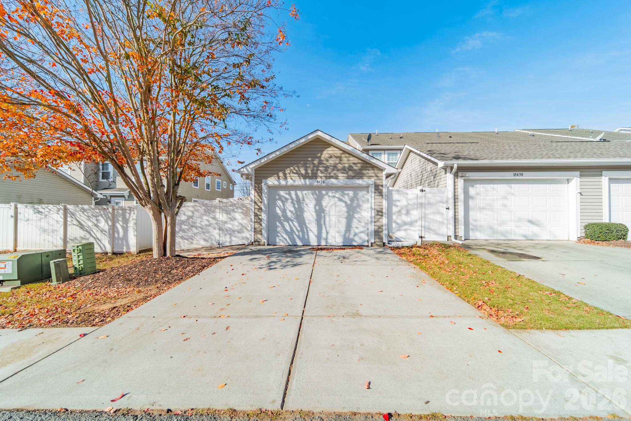 18426 W Catawba Avenue — Cornelius