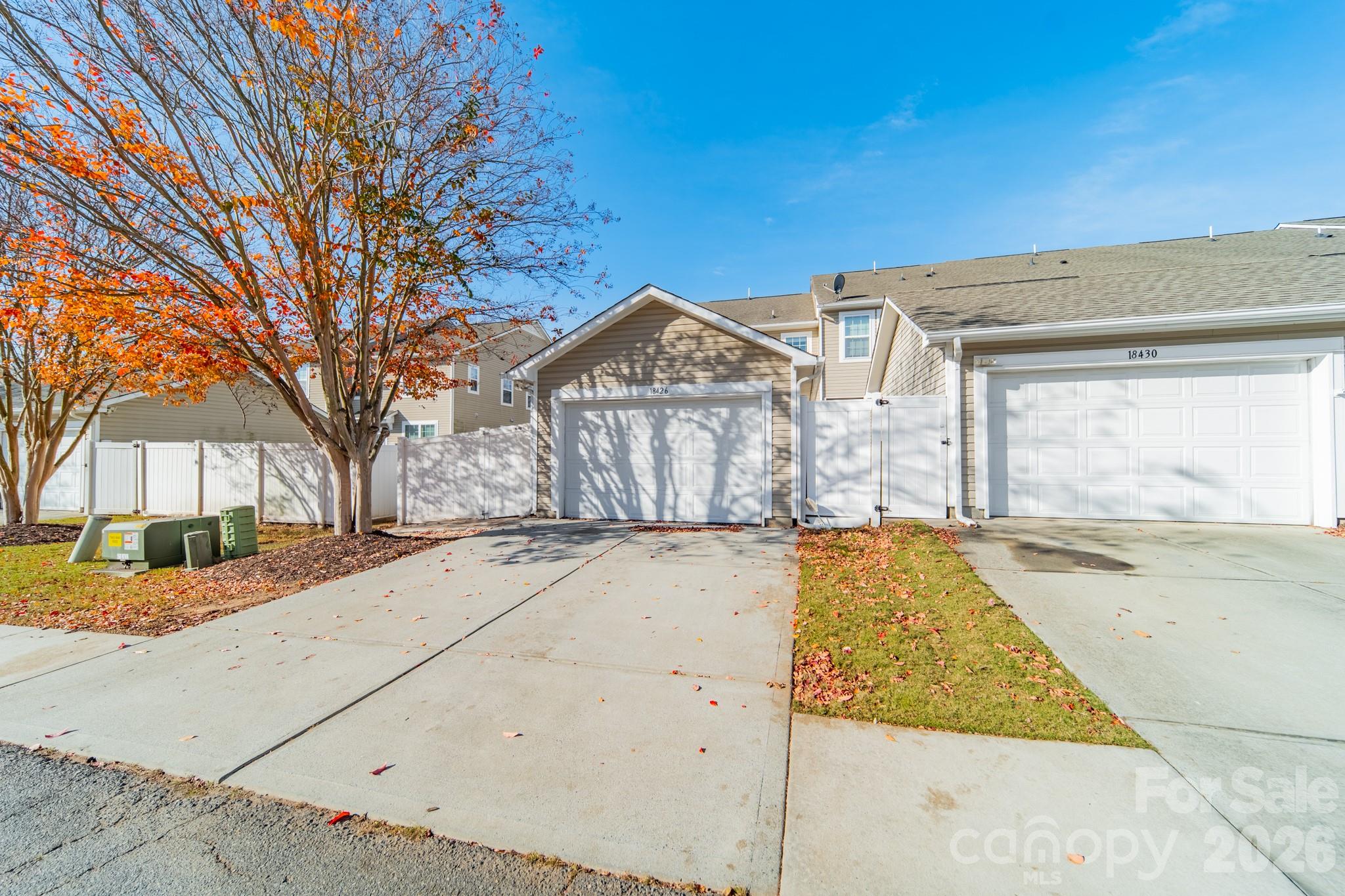 18426 W Catawba Avenue — Cornelius